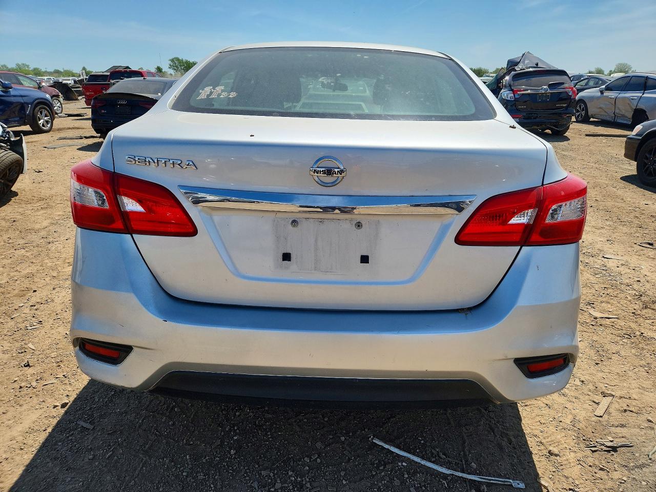 2017 Nissan Sentra S Silver vin: 3N1AB7AP3HY217646