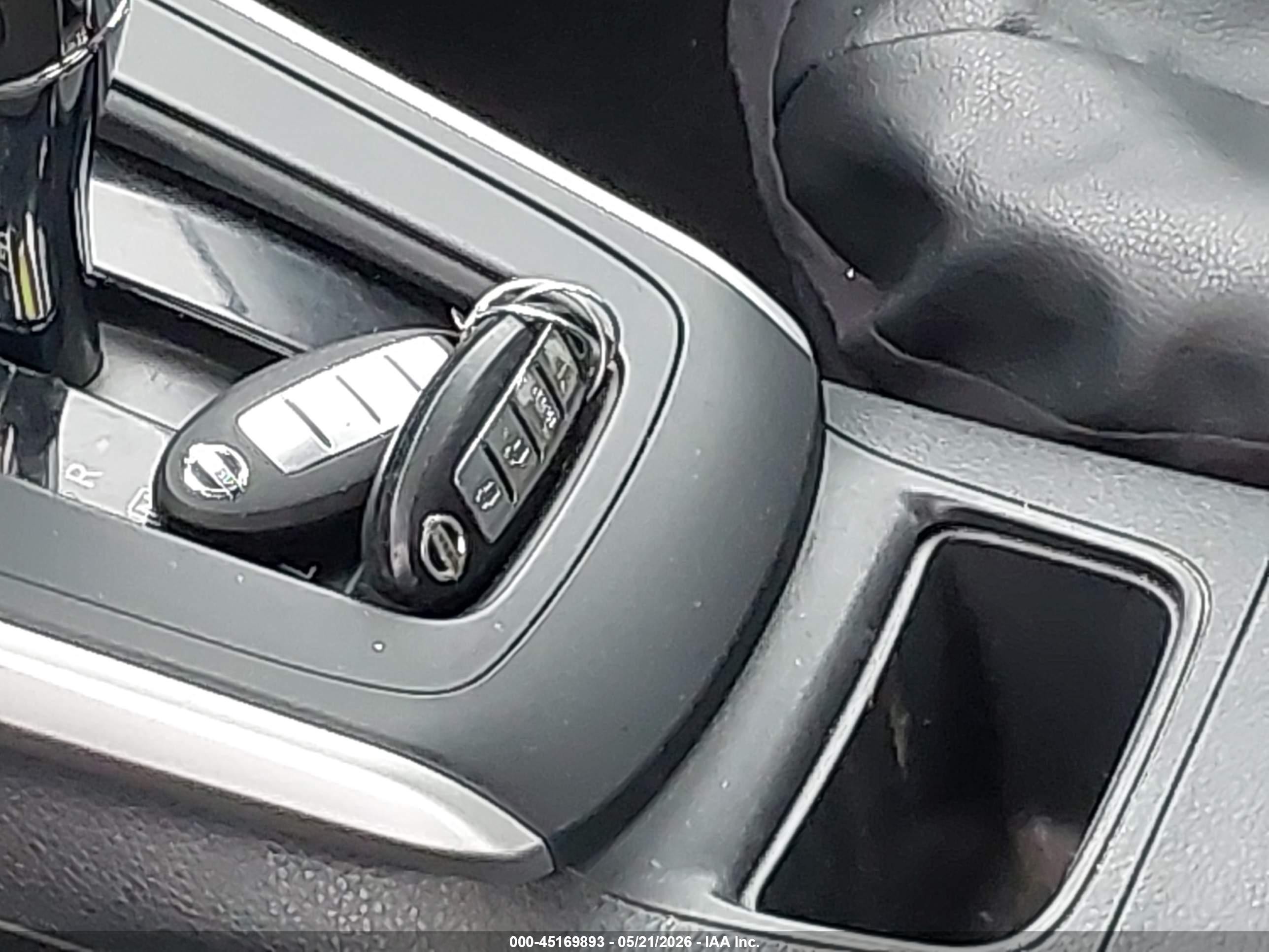 2017 Nissan Sentra Sv Белый vin: 3N1AB7AP3HY229103
