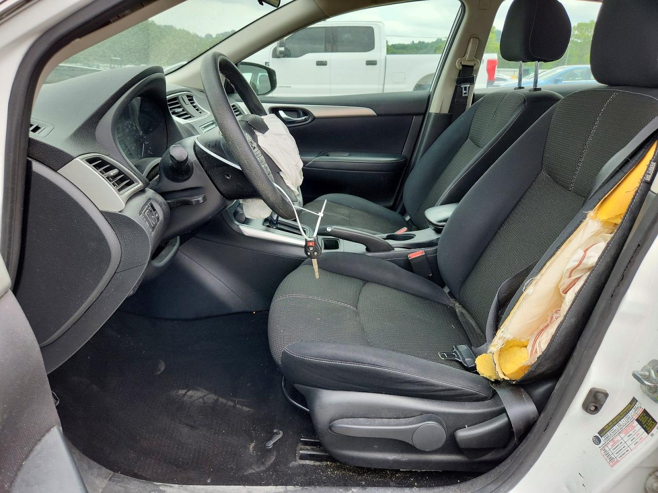 2017 Nissan Sentra S White vin: 3N1AB7AP3HY265616