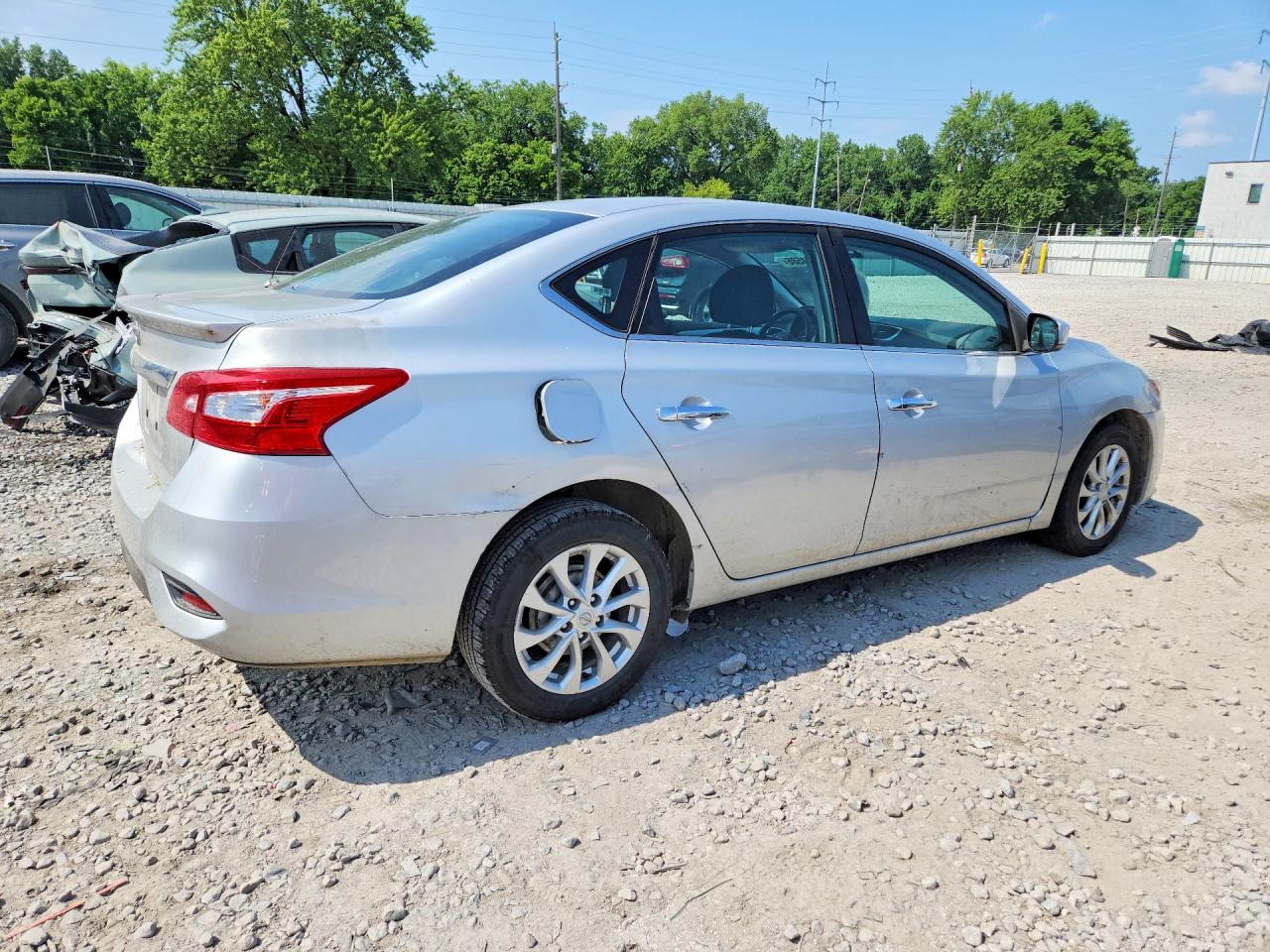 2018 Nissan Sentra S Silver vin: 3N1AB7AP3JY202831