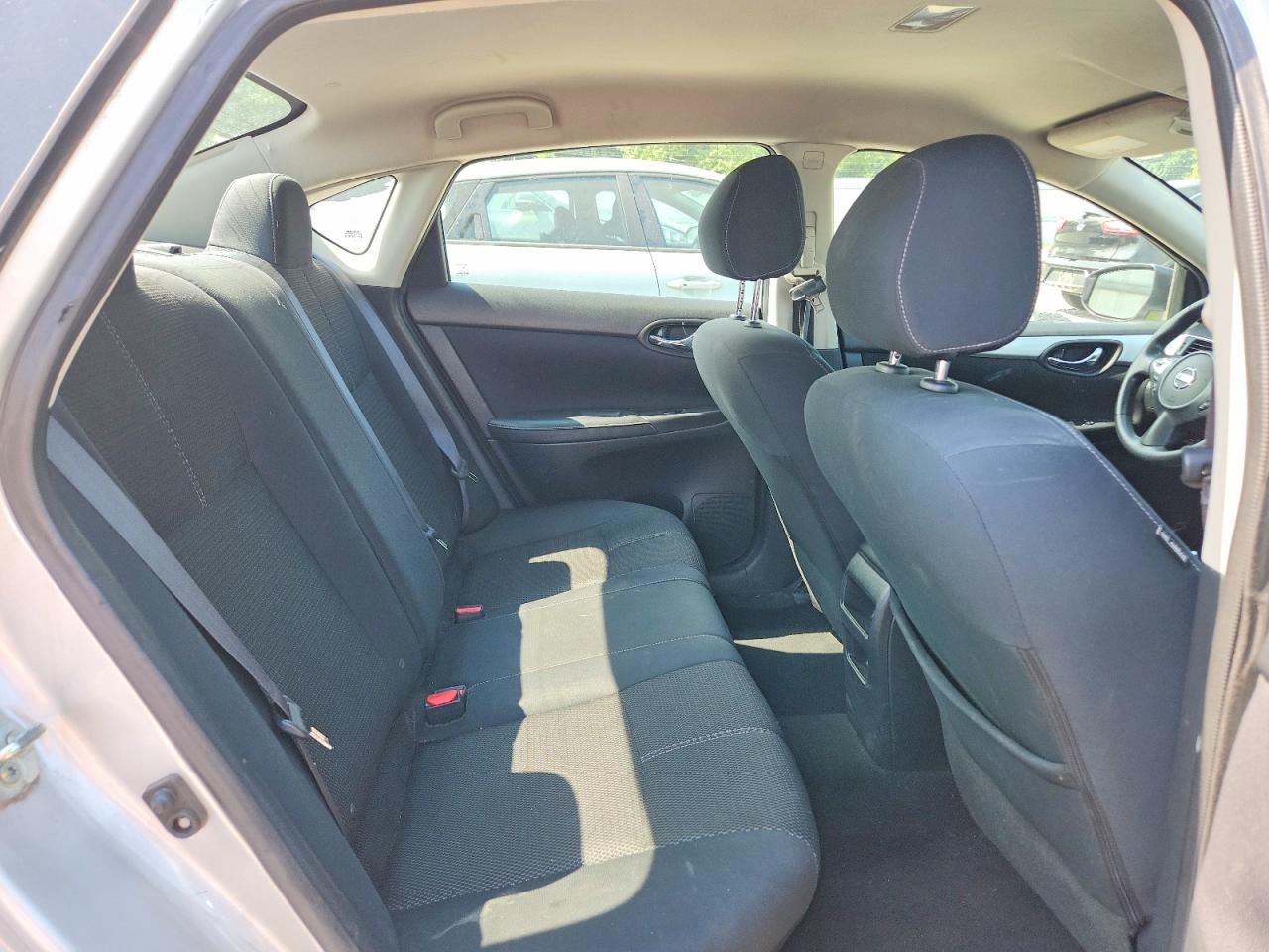 2018 Nissan Sentra S Silver vin: 3N1AB7AP3JY202831