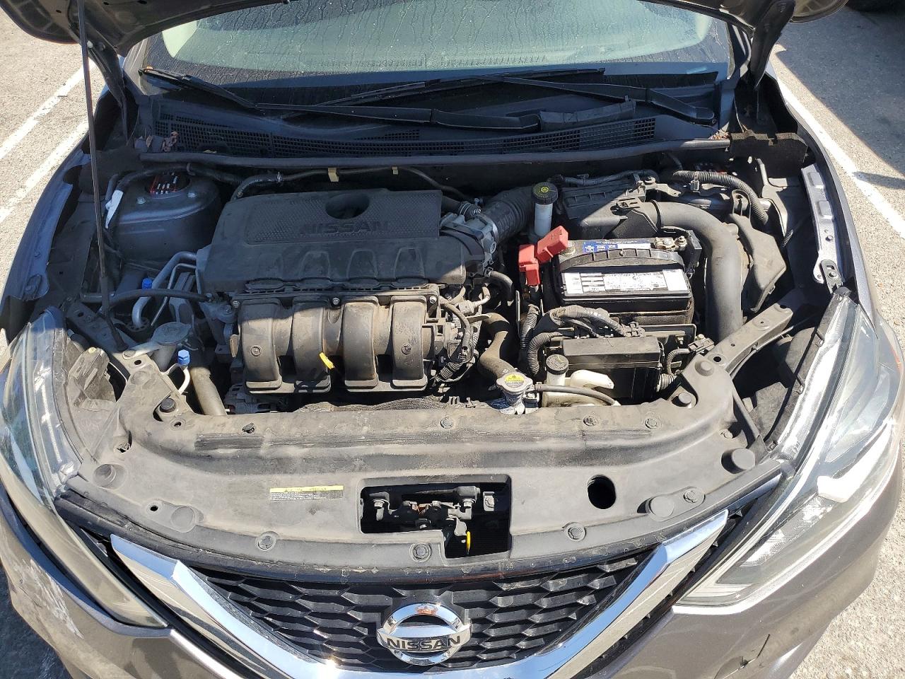 2018 Nissan Sentra S Серый vin: 3N1AB7AP3JY301438