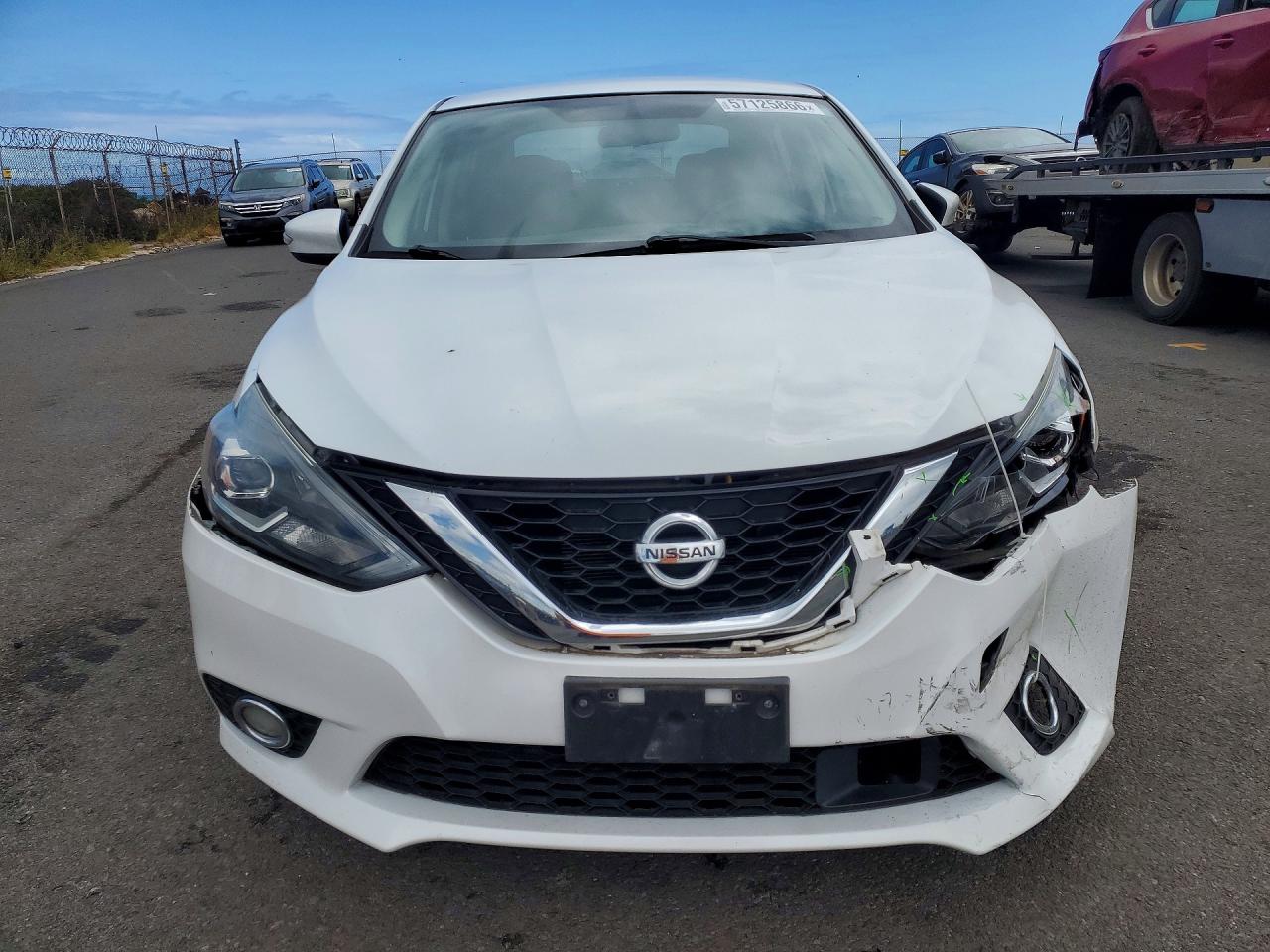2018 Nissan Sentra Sr Белый vin: 3N1AB7AP3JY339431