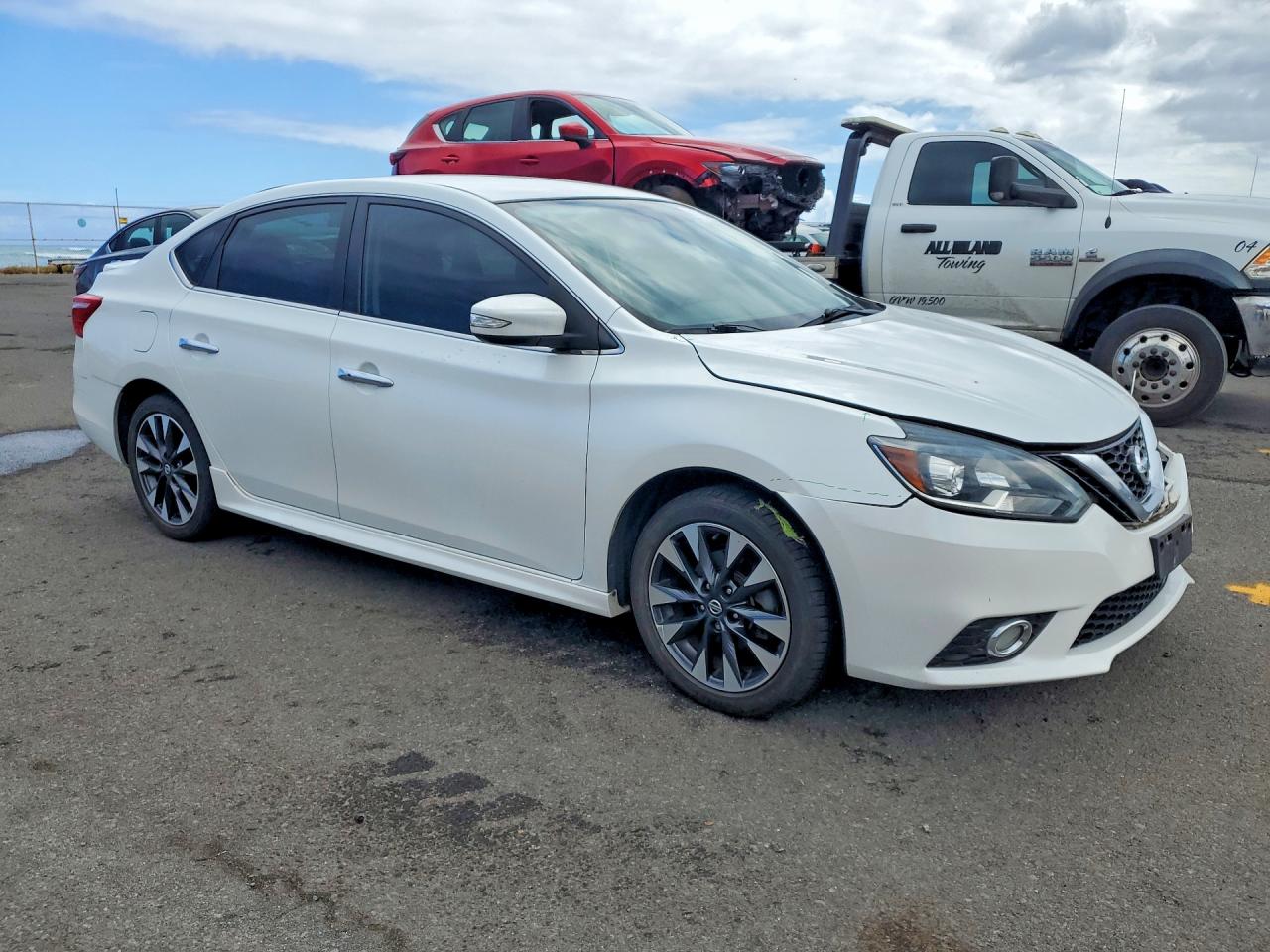 2018 Nissan Sentra Sr Белый vin: 3N1AB7AP3JY339431