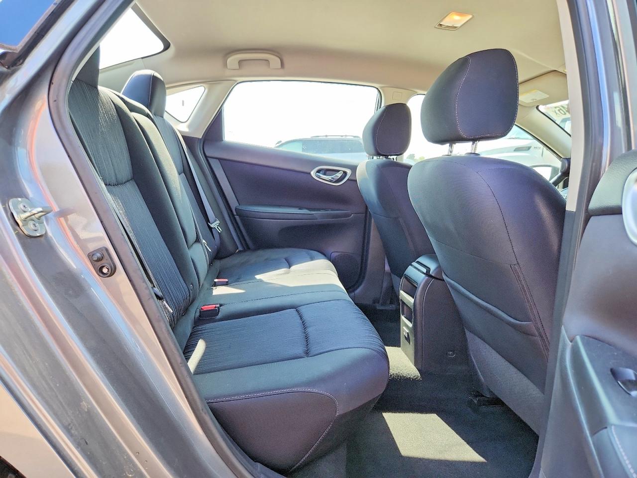 2019 Nissan Sentra Sv Gray vin: 3N1AB7AP3KY253151