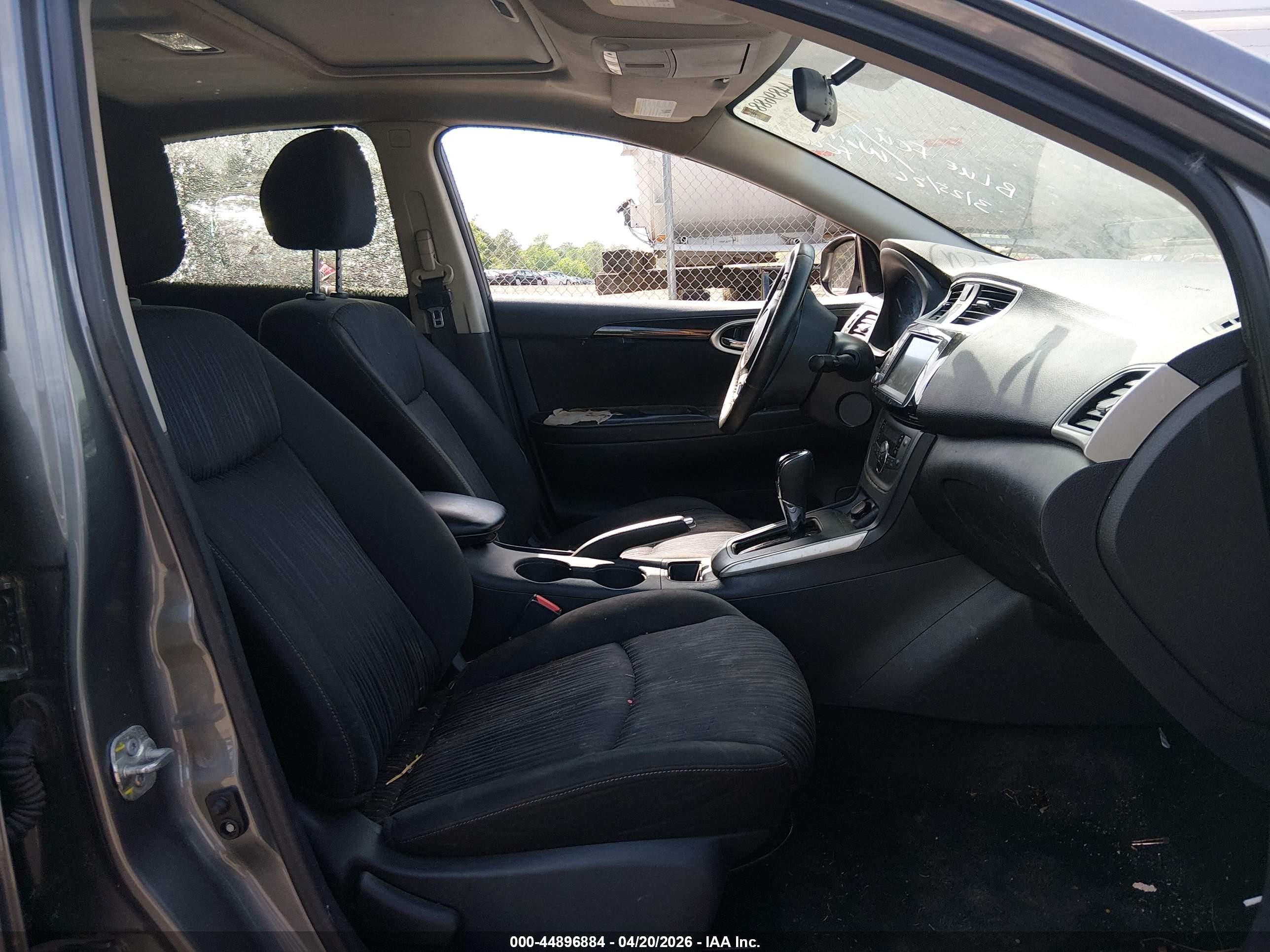 2019 Nissan Sentra Sv Gray vin: 3N1AB7AP3KY258088