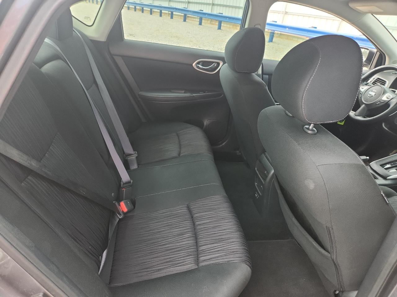 2019 Nissan Sentra Sv Серый vin: 3N1AB7AP3KY319598