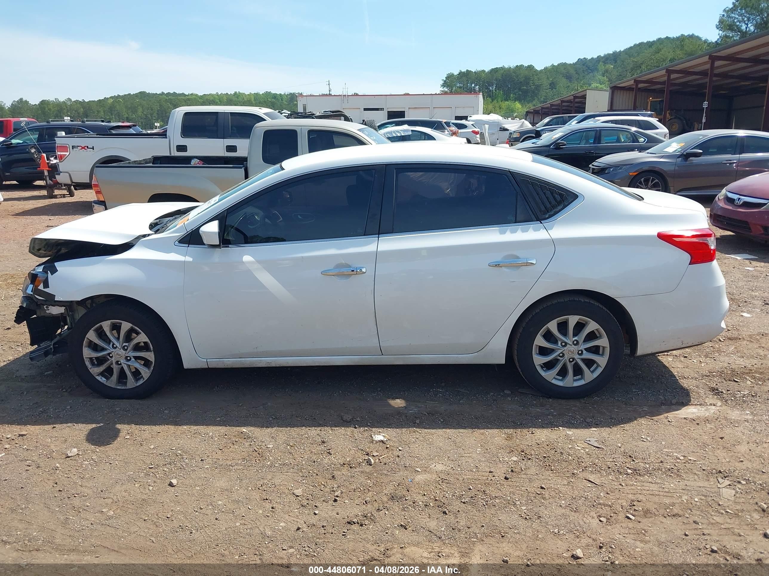 2019 Nissan Sentra Sv Белый vin: 3N1AB7AP3KY322520