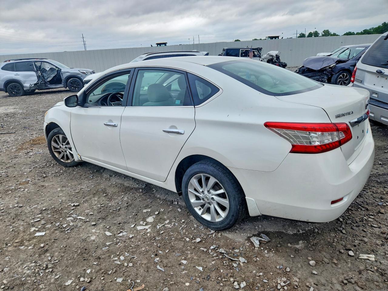 2013 Nissan Sentra S Белый vin: 3N1AB7AP4DL769275