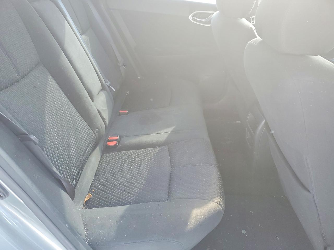2014 Nissan Sentra S Silver vin: 3N1AB7AP4EL620527