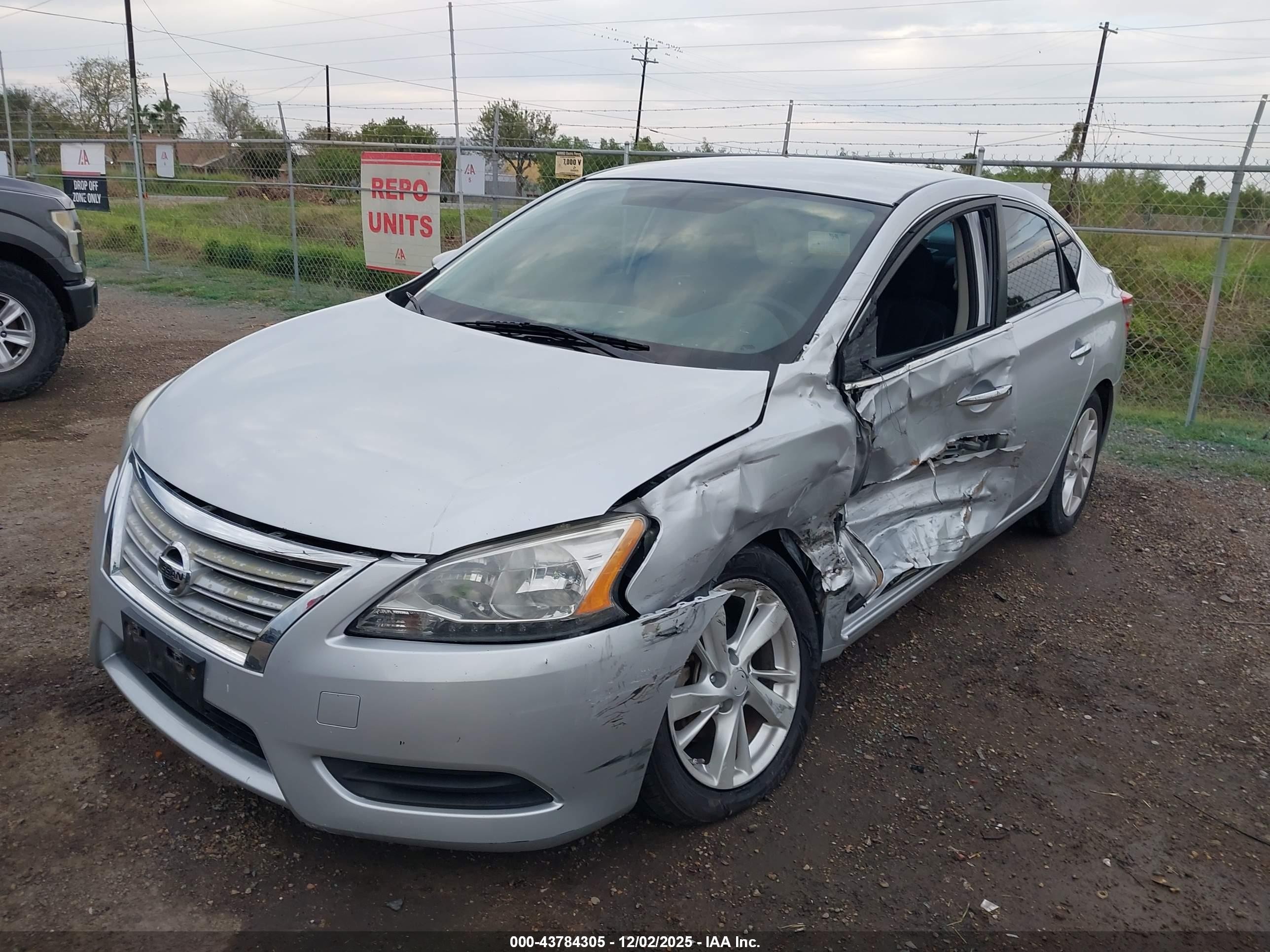 2014 Nissan Sentra S Silver vin: 3N1AB7AP4EY202701