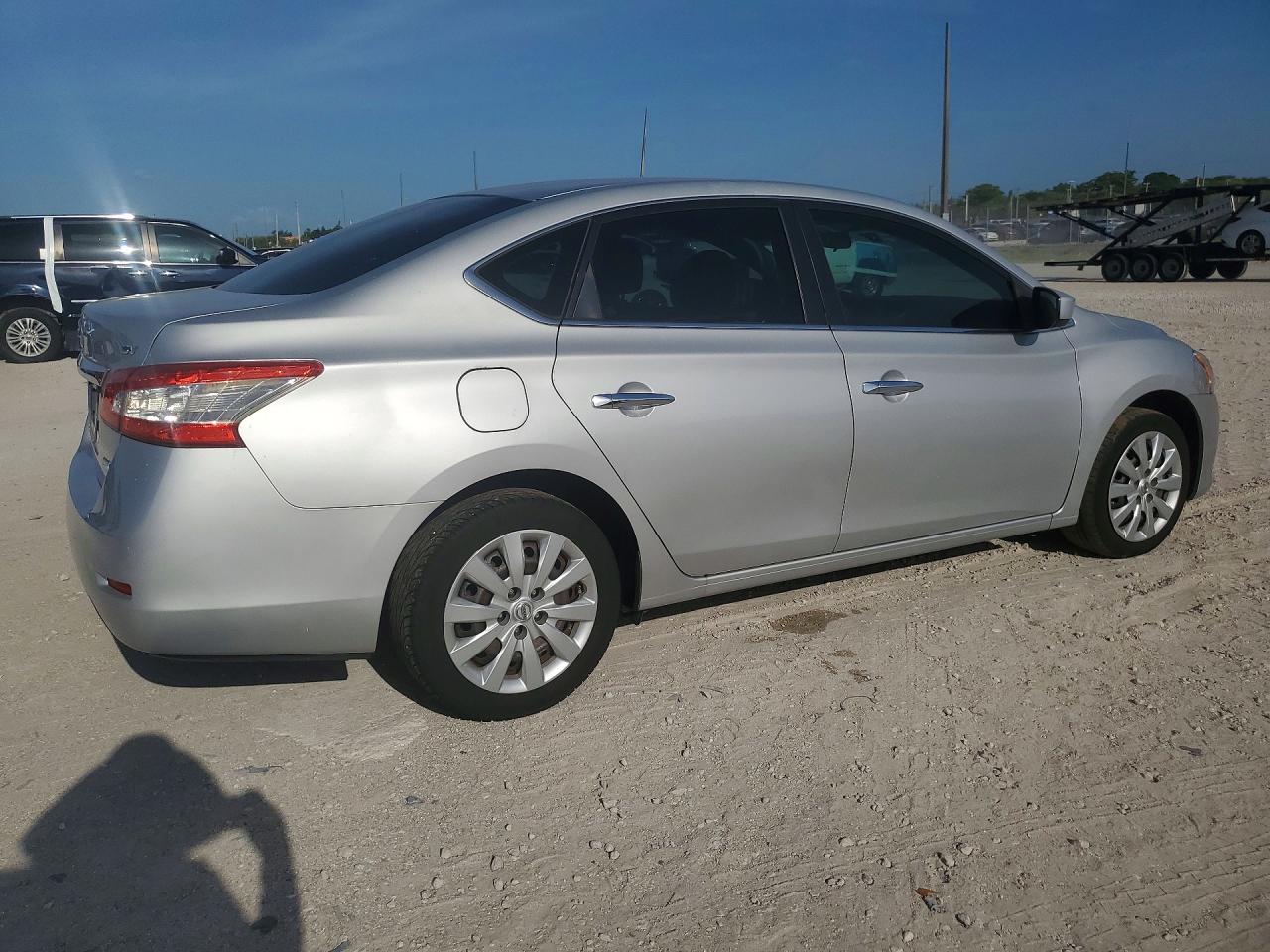 2014 Nissan Sentra Sv Серебряный vin: 3N1AB7AP4EY204447