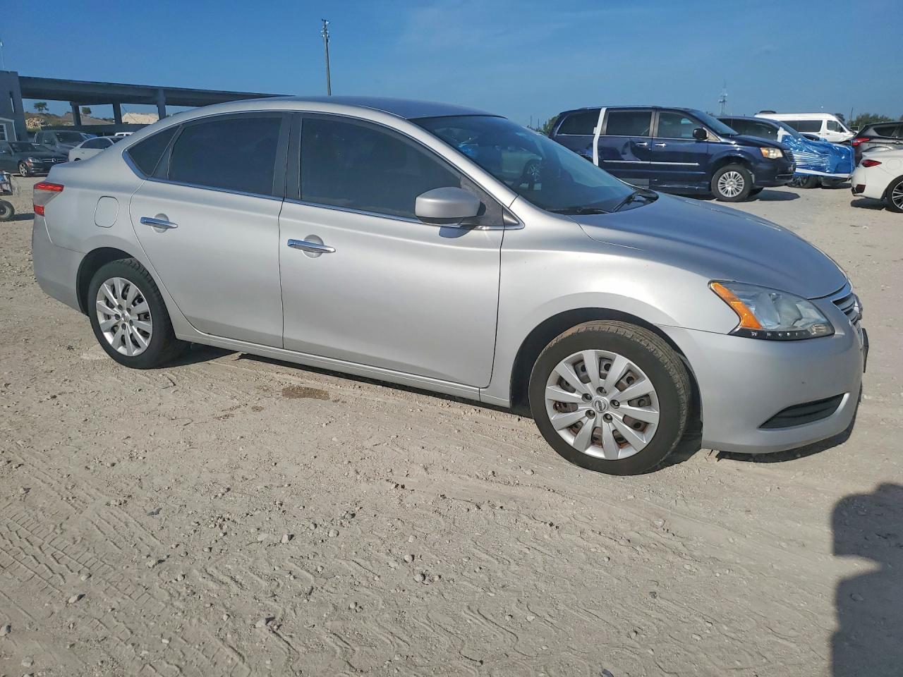 2014 Nissan Sentra Sv Серебряный vin: 3N1AB7AP4EY204447