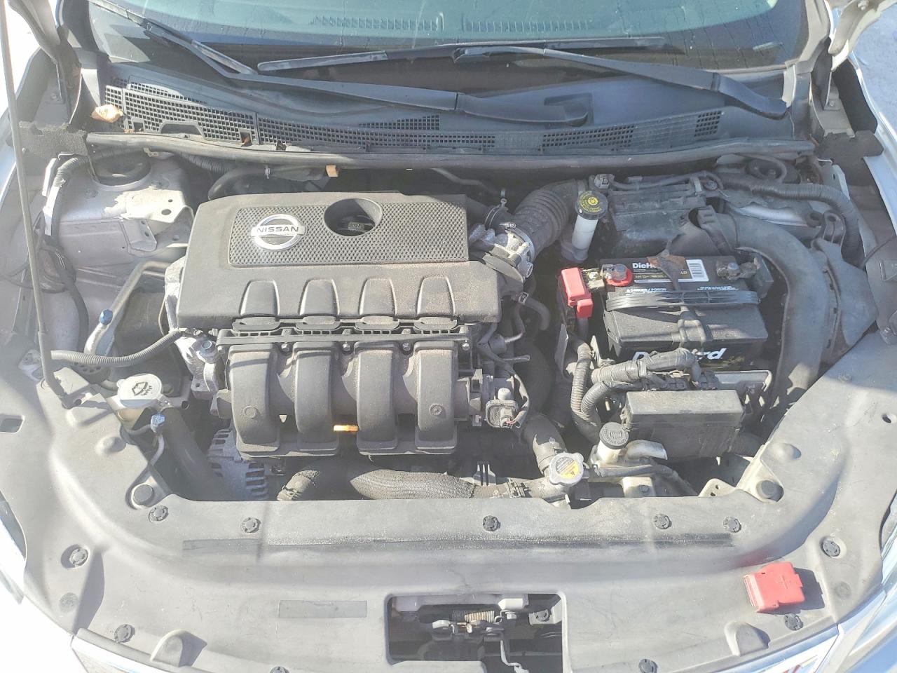 2014 Nissan Sentra Sv Серебряный vin: 3N1AB7AP4EY204447
