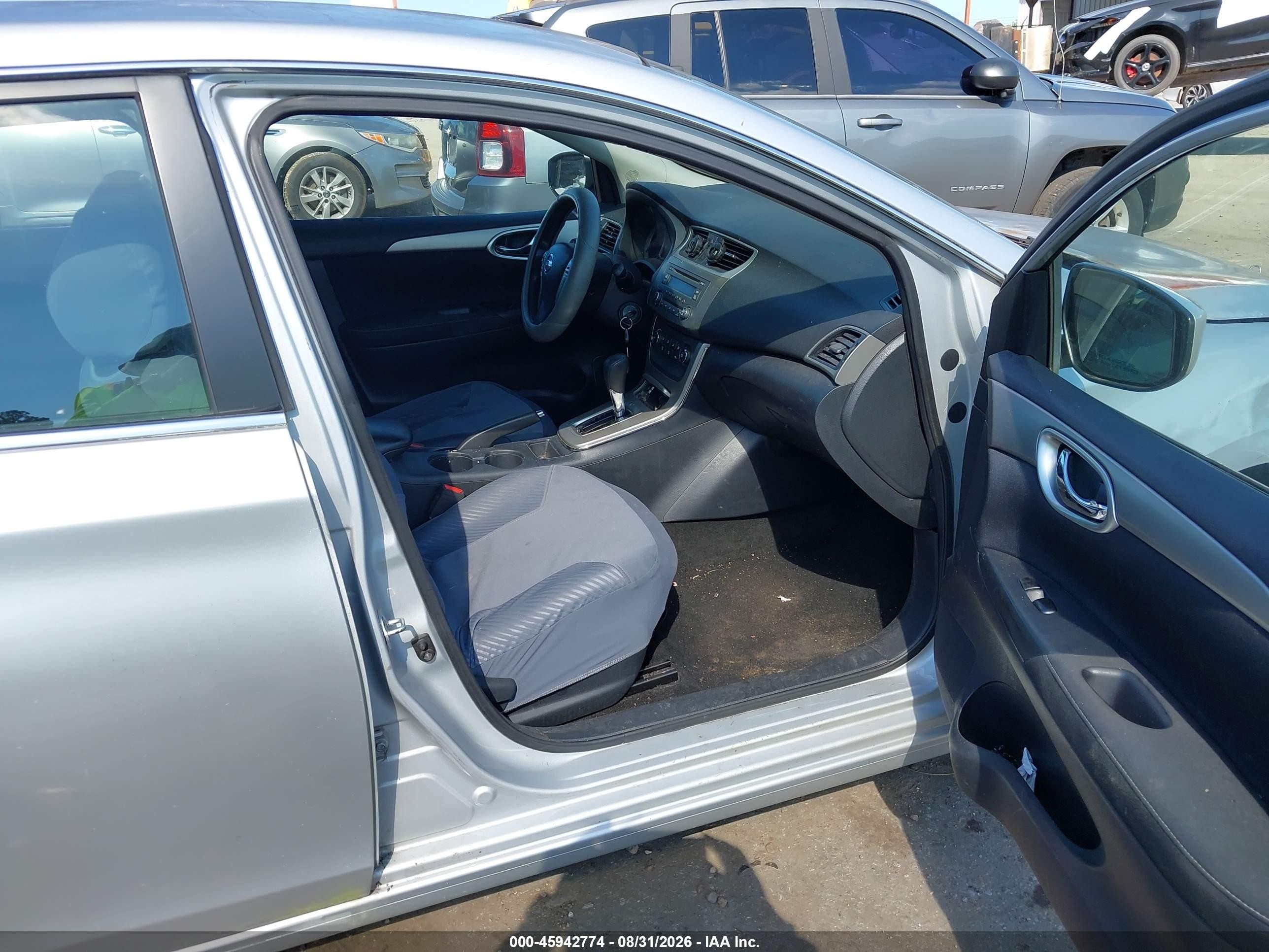 2014 Nissan Sentra Sv Silver vin: 3N1AB7AP4EY208286