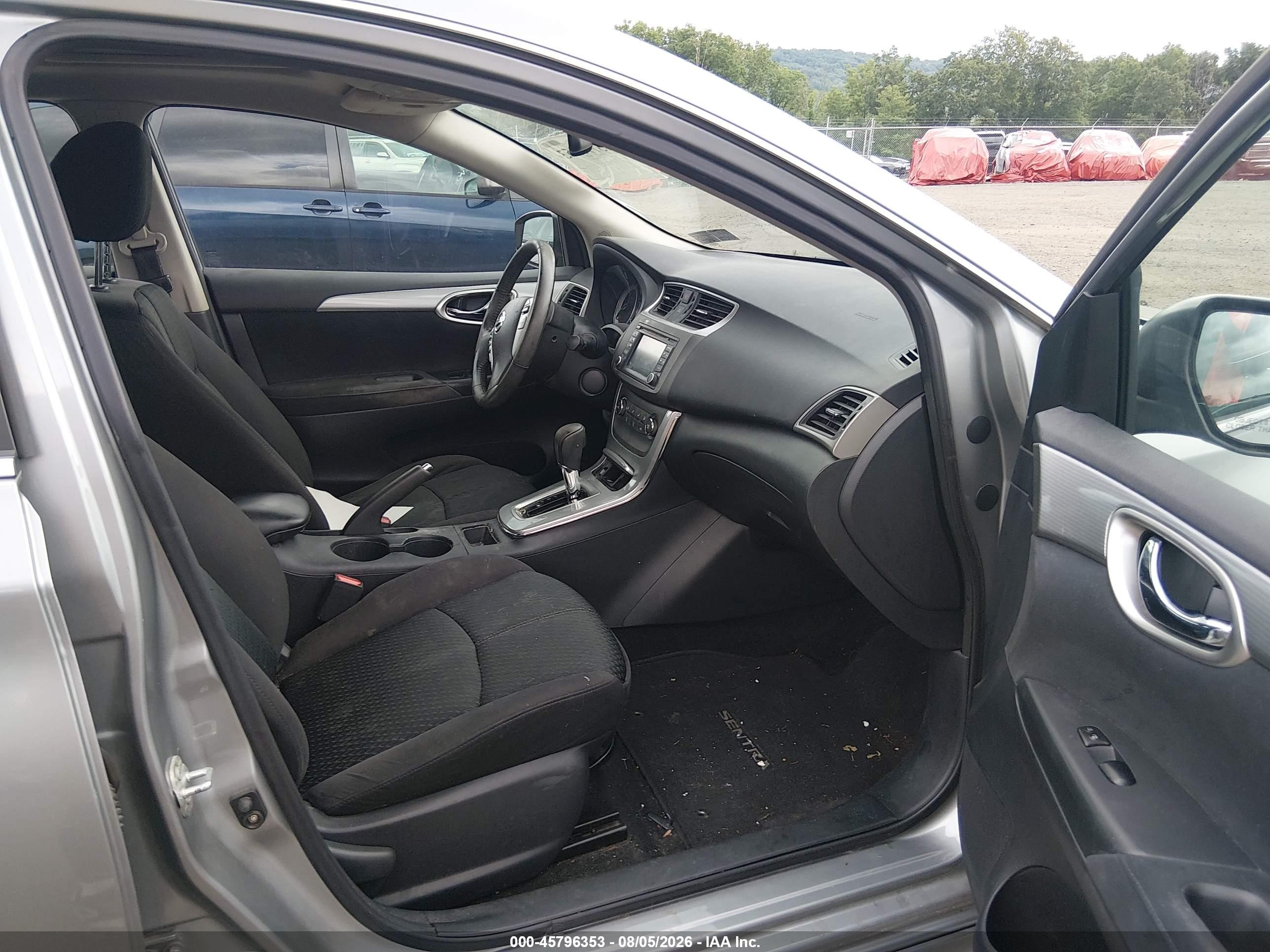 2014 Nissan Sentra Sr Серебряный vin: 3N1AB7AP4EY236654