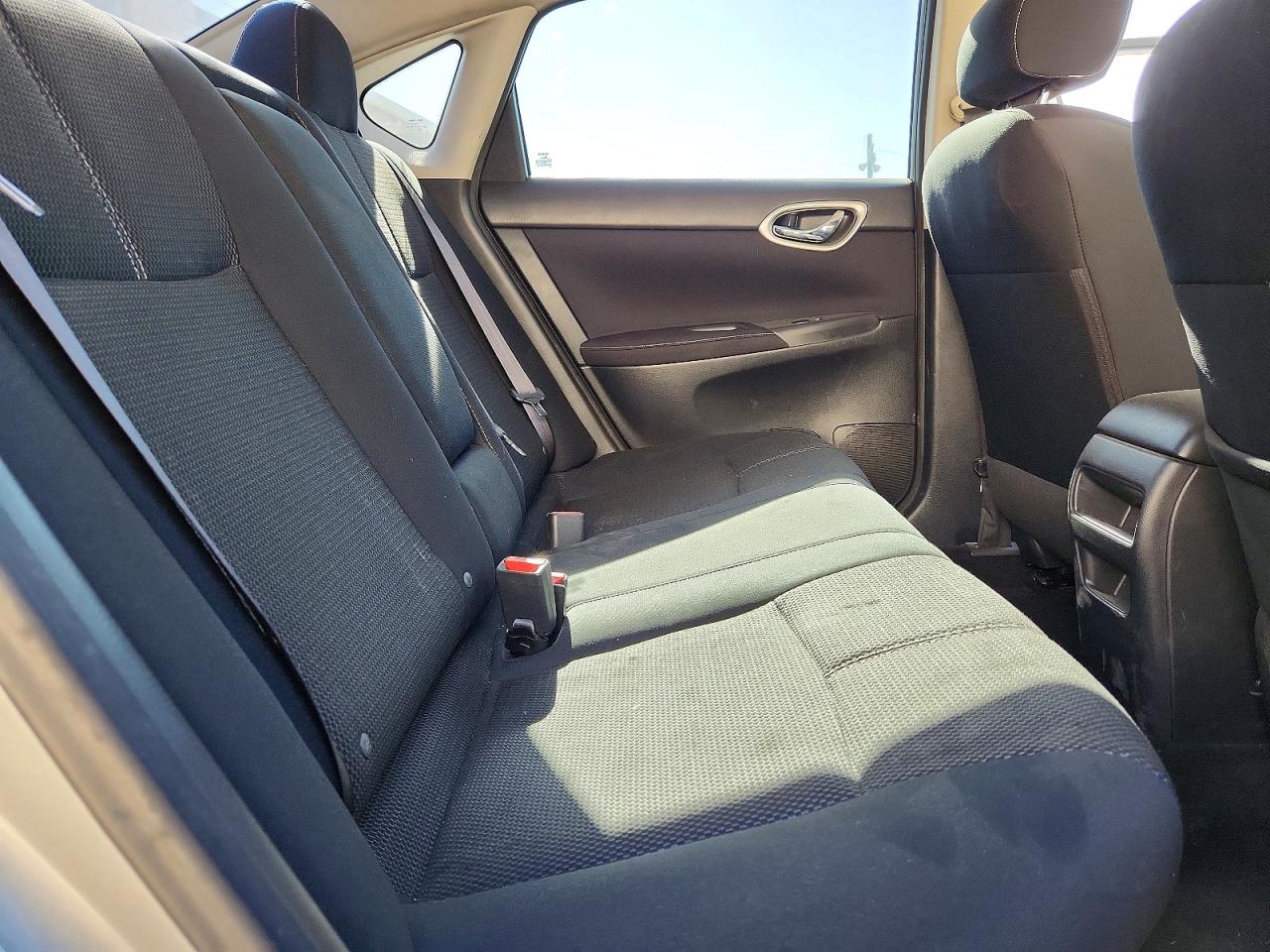 2014 Nissan Sentra Fe+ S Серебряный vin: 3N1AB7AP4EY244026