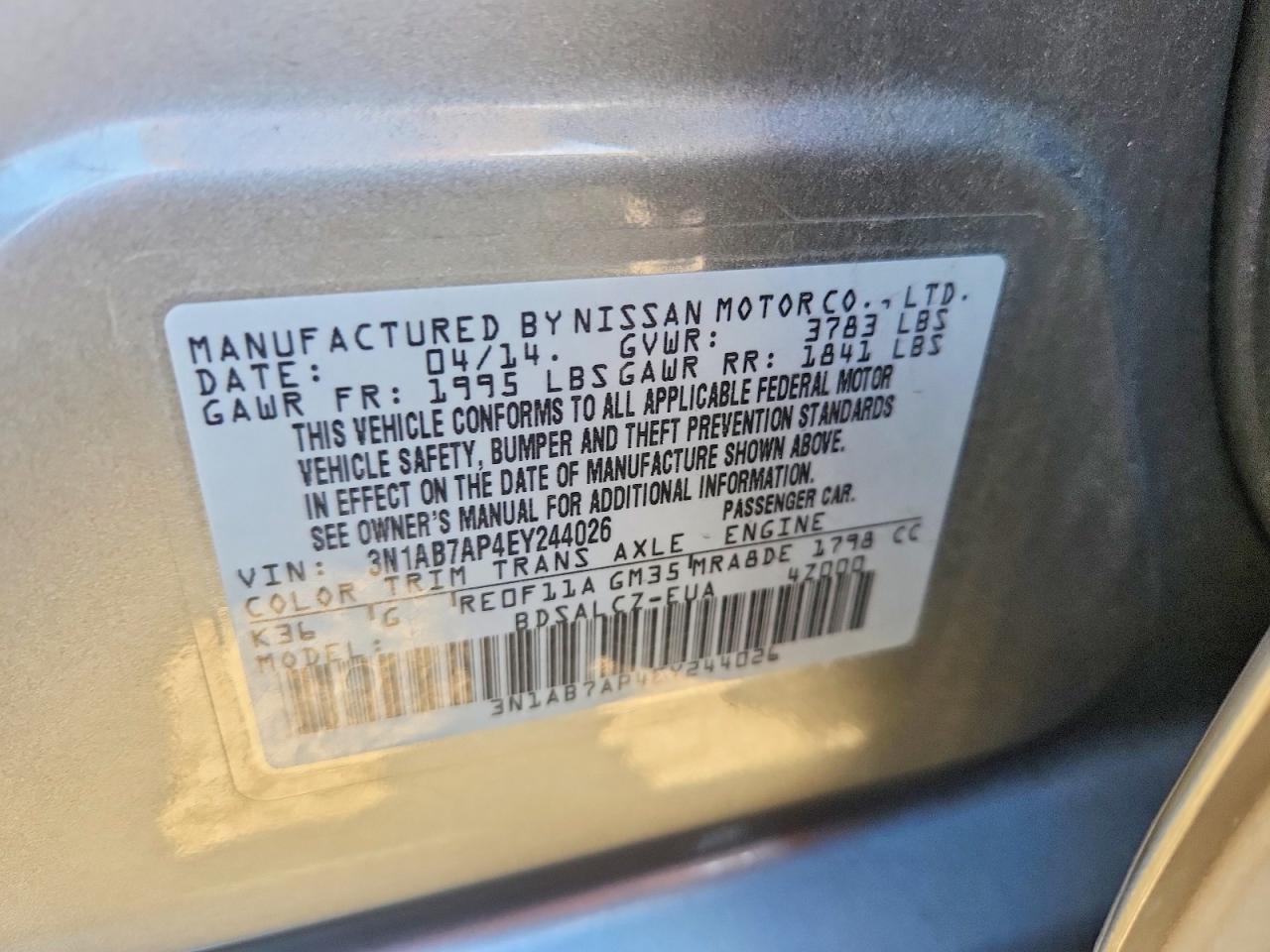 2014 Nissan Sentra Fe+ S Серебряный vin: 3N1AB7AP4EY244026