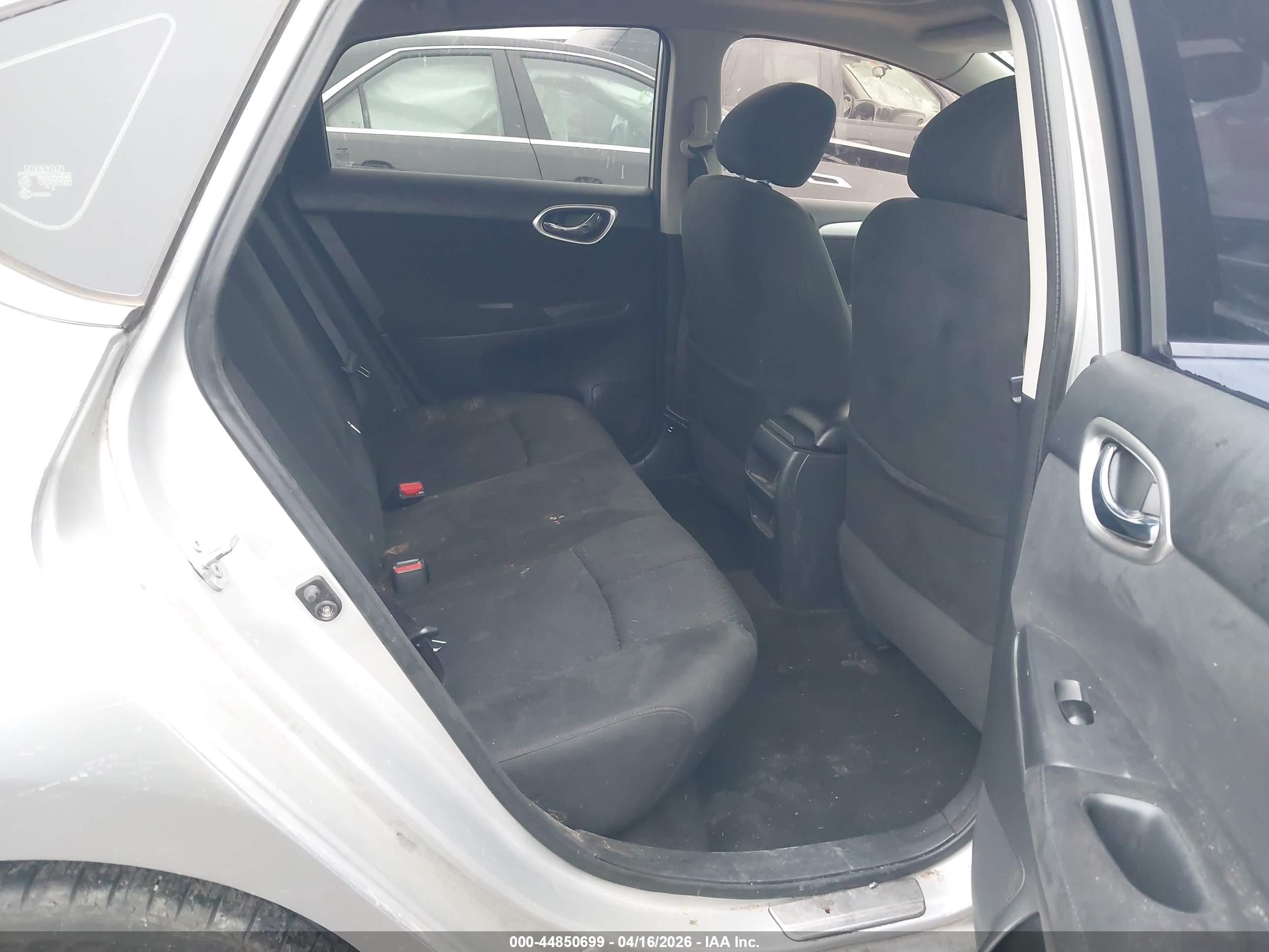 2014 Nissan Sentra Sr Silver vin: 3N1AB7AP4EY247444