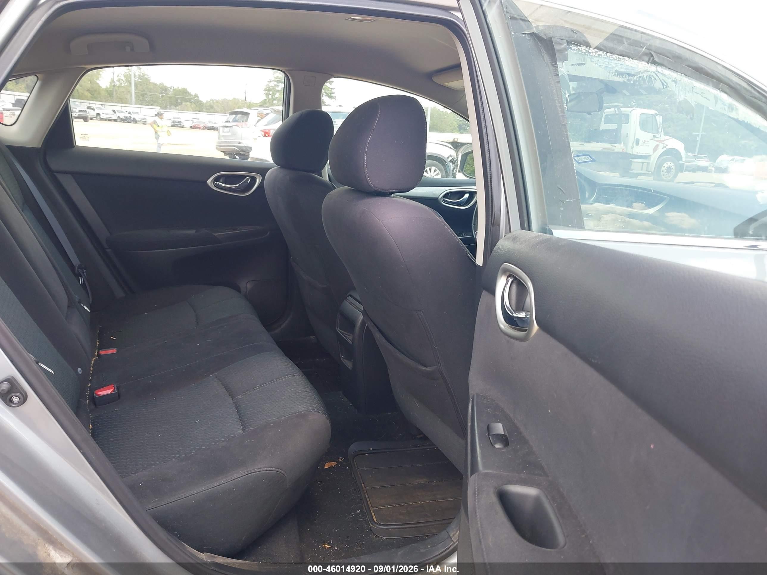 2014 Nissan Sentra Sr Silver vin: 3N1AB7AP4EY292805