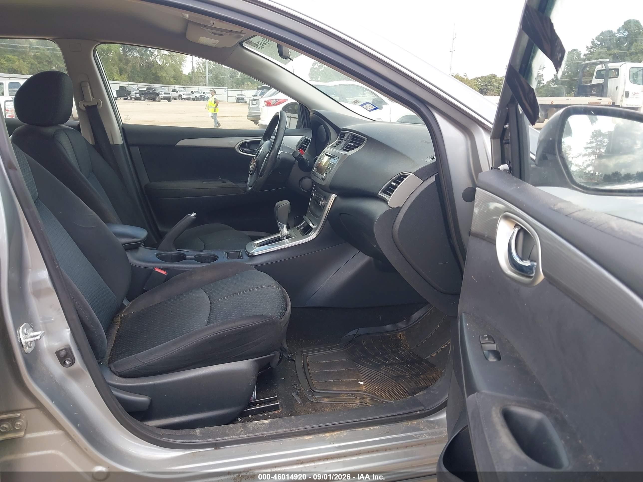 2014 Nissan Sentra Sr Silver vin: 3N1AB7AP4EY292805