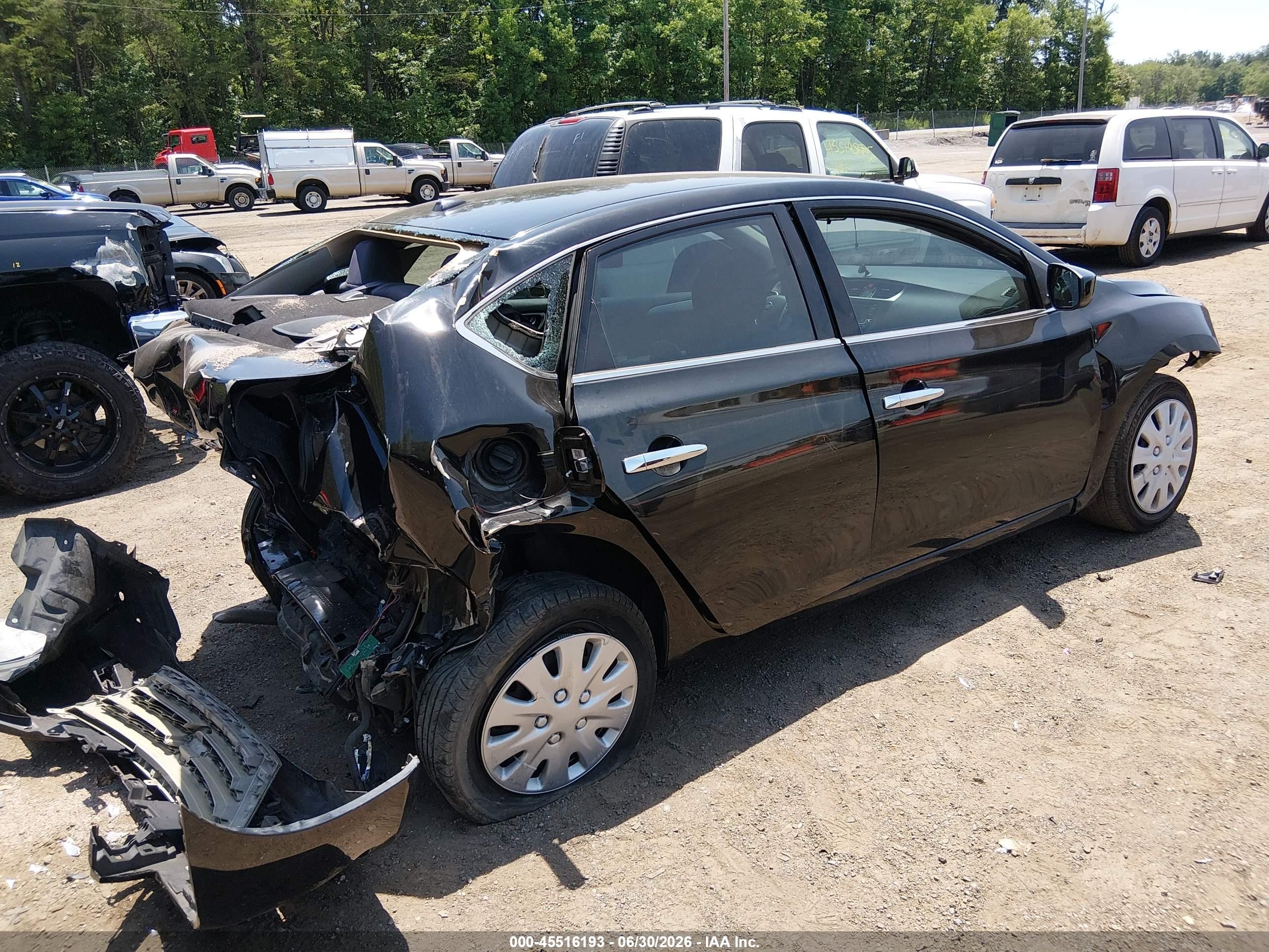 2015 Nissan Sentra   Black vin: 3N1AB7AP4FL669017