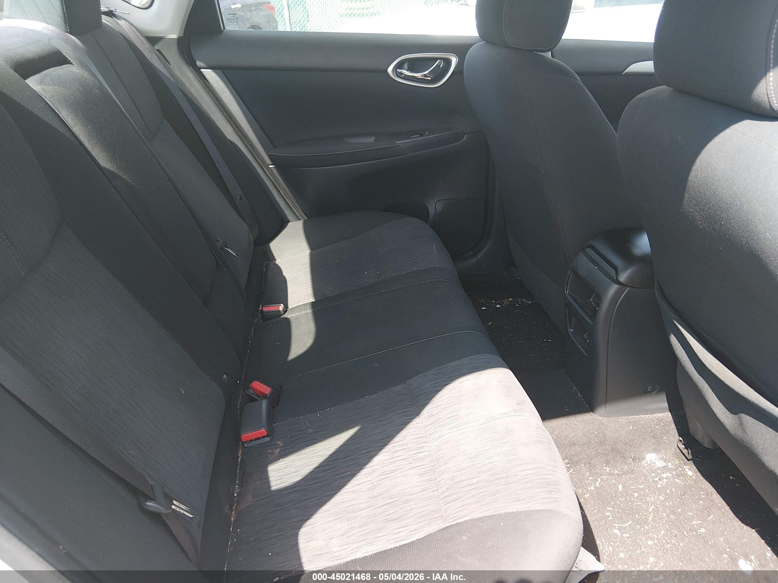 2015 Nissan Sentra Fe+ S/s/sl/sr/sv Серебряный vin: 3N1AB7AP4FY251348