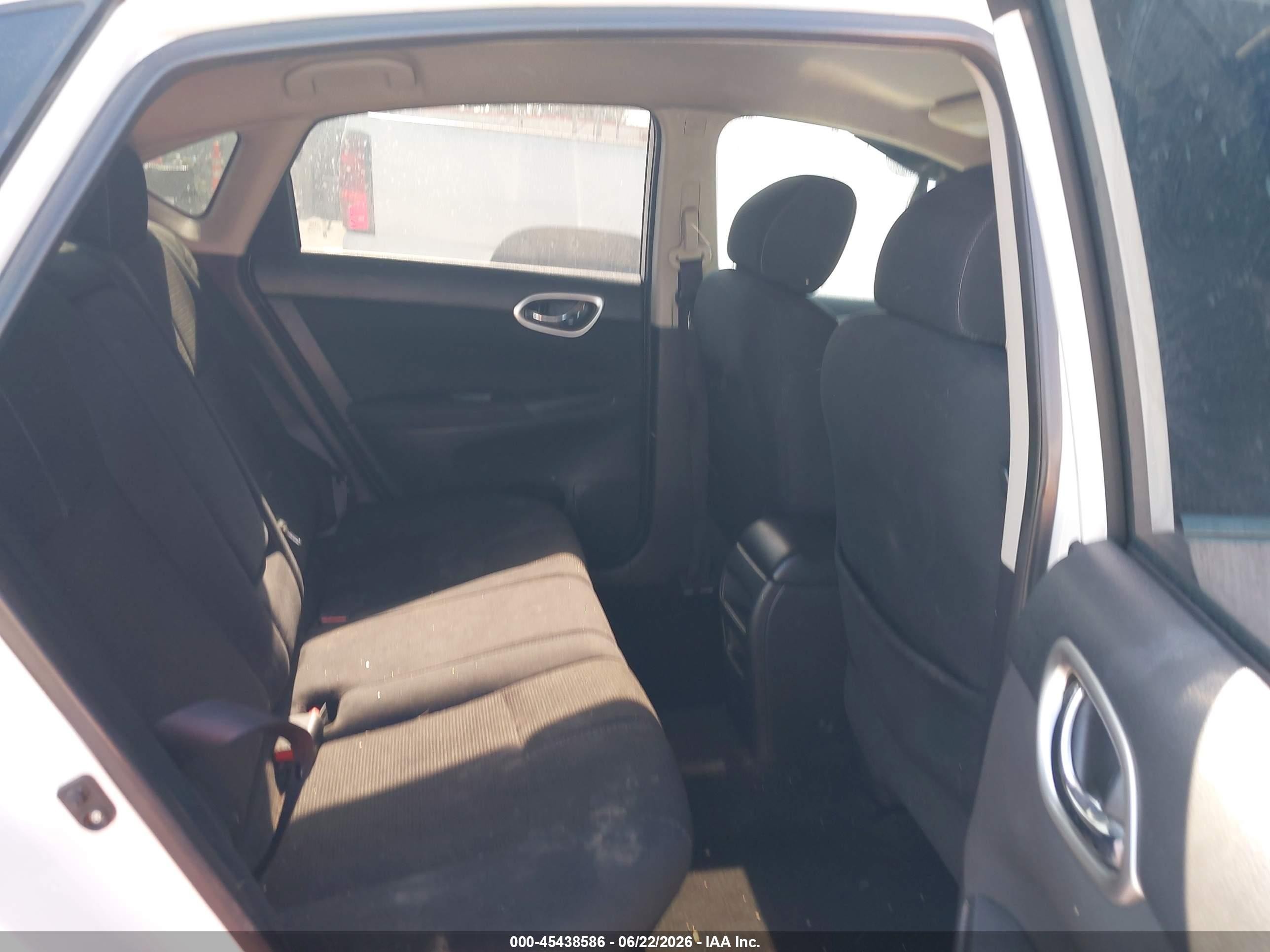 2015 Nissan Sentra S White vin: 3N1AB7AP4FY277027