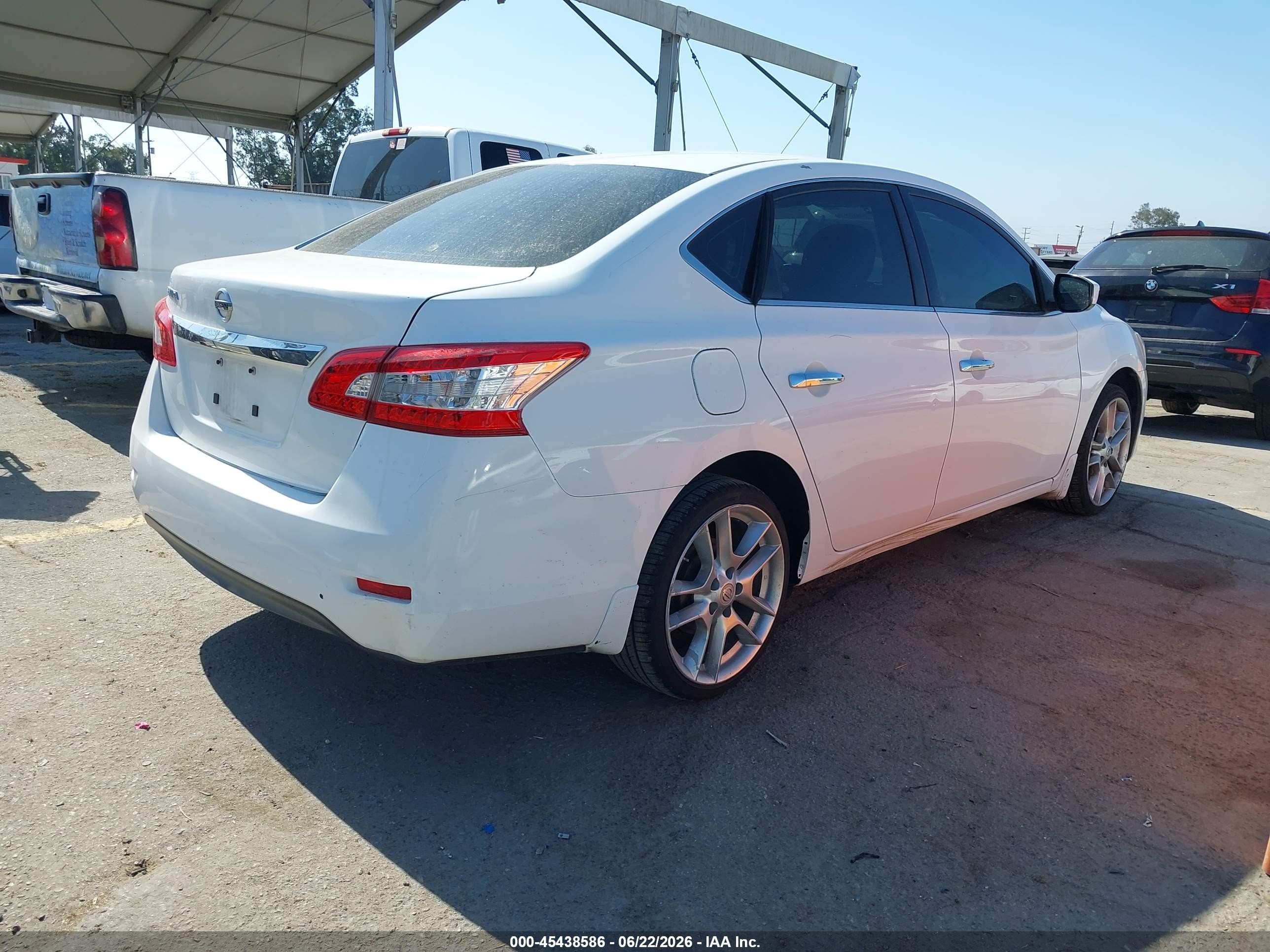 2015 Nissan Sentra S White vin: 3N1AB7AP4FY277027