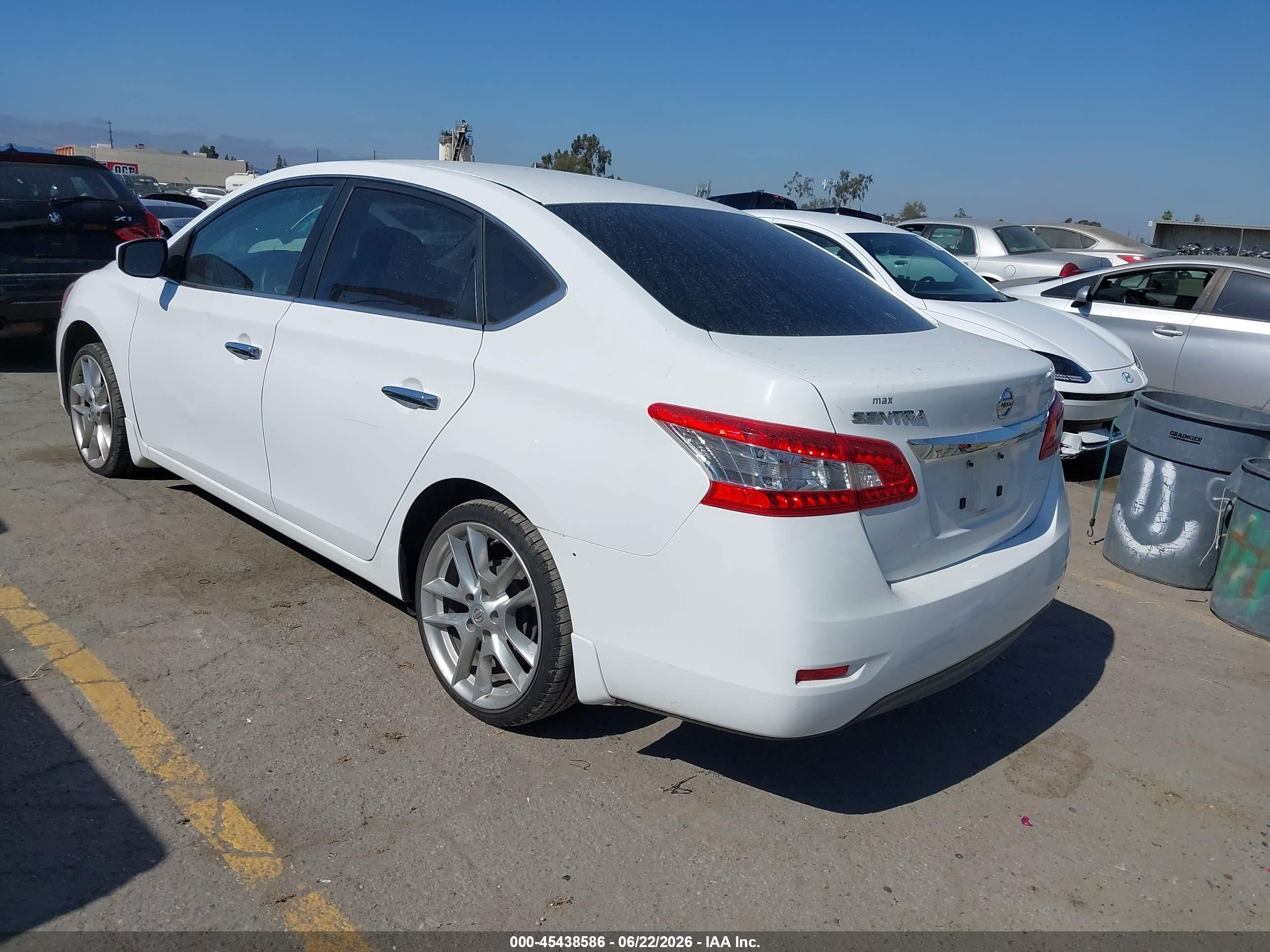 2015 Nissan Sentra S White vin: 3N1AB7AP4FY277027