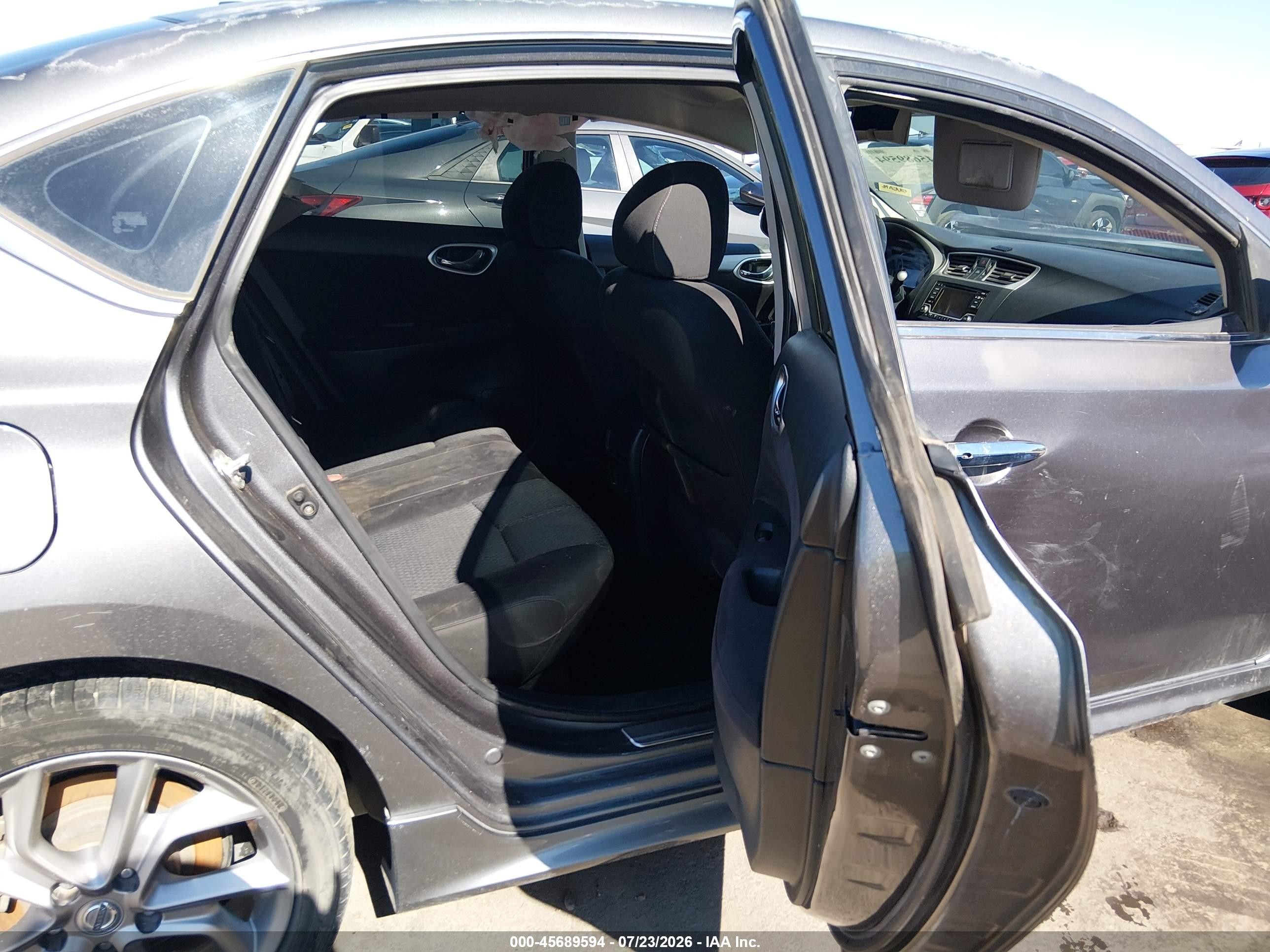 2015 Nissan Sentra Sr Серый vin: 3N1AB7AP4FY291185