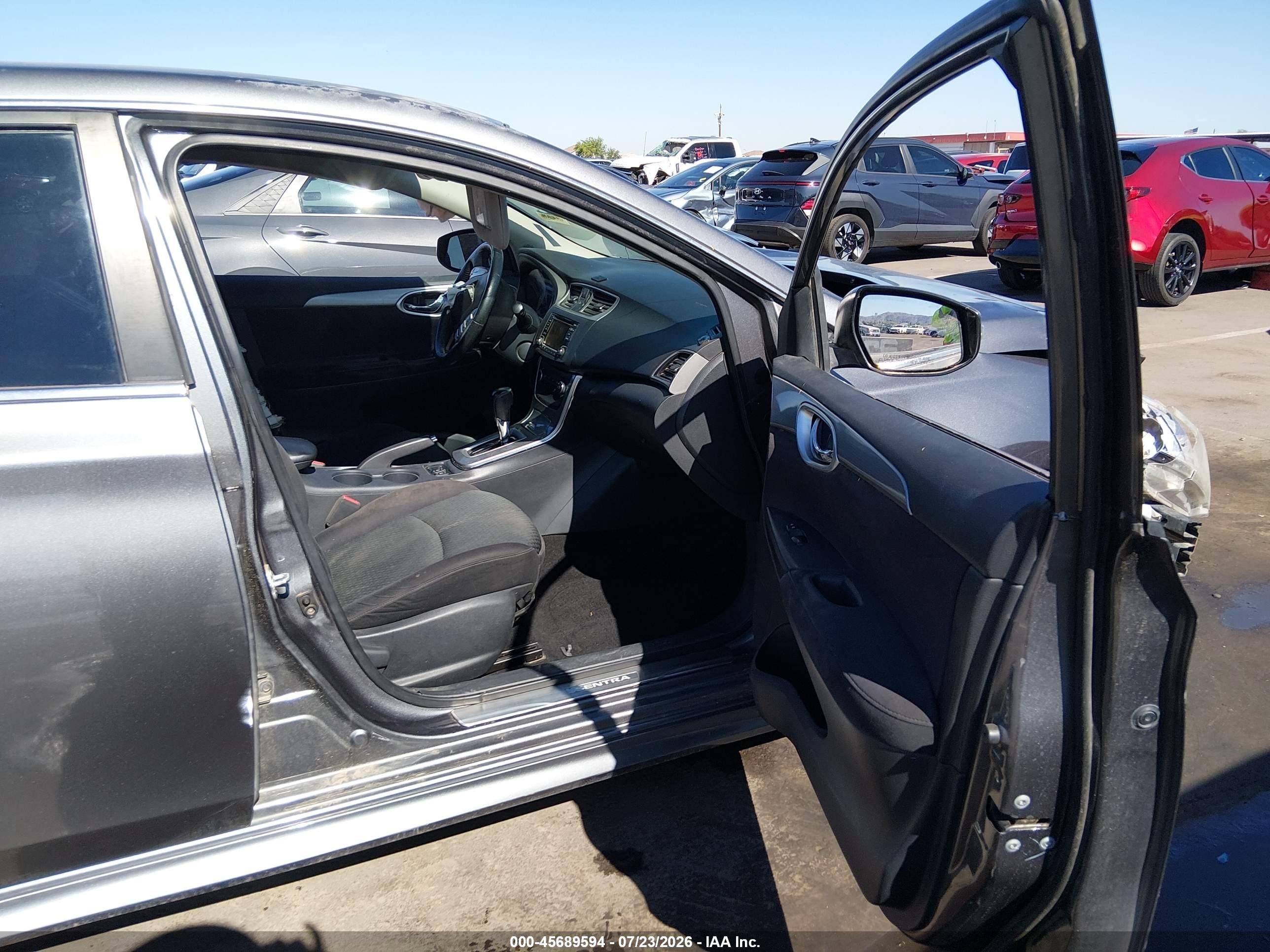 2015 Nissan Sentra Sr Серый vin: 3N1AB7AP4FY291185