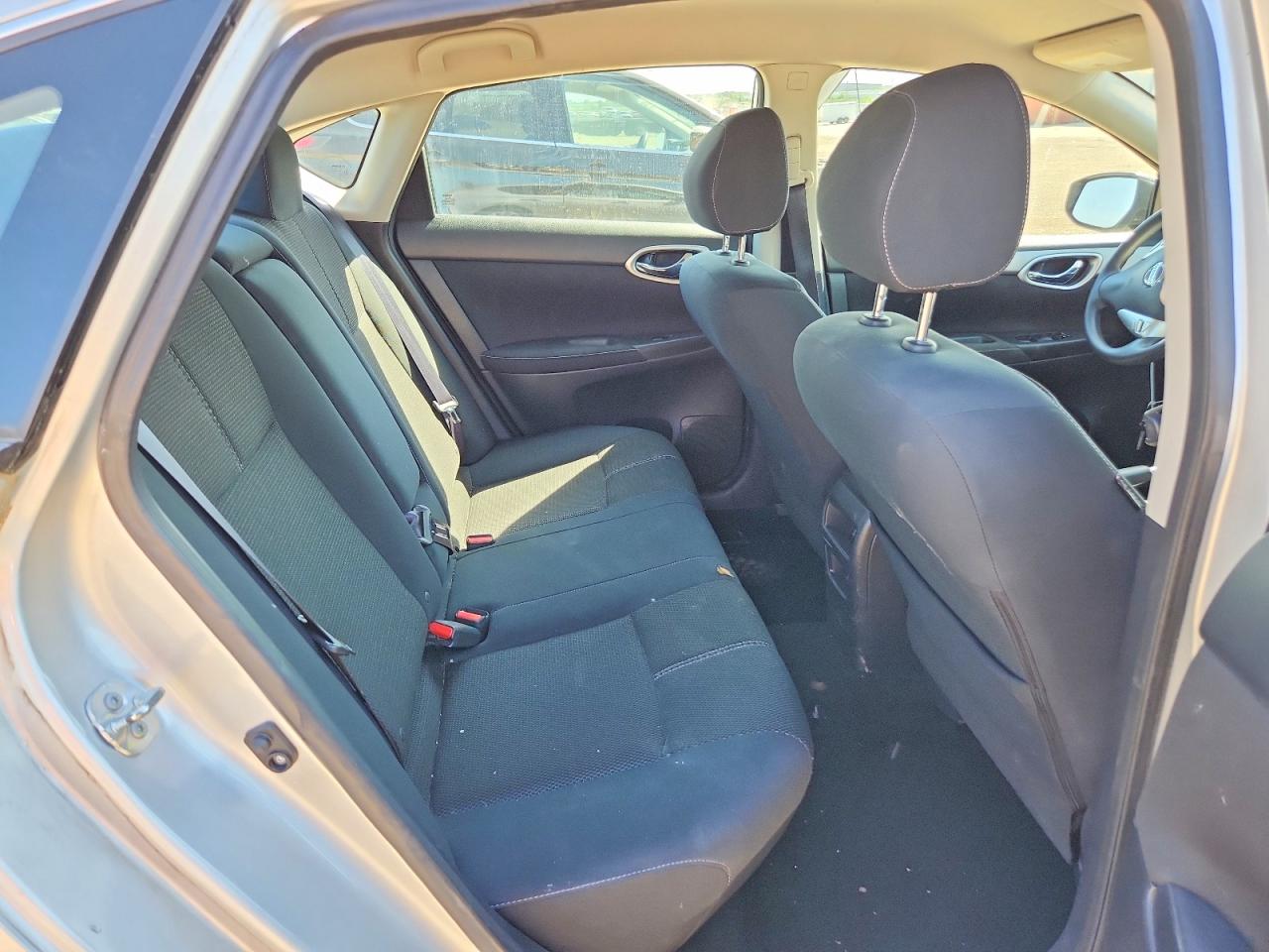2015 Nissan Sentra S Silver vin: 3N1AB7AP4FY311371