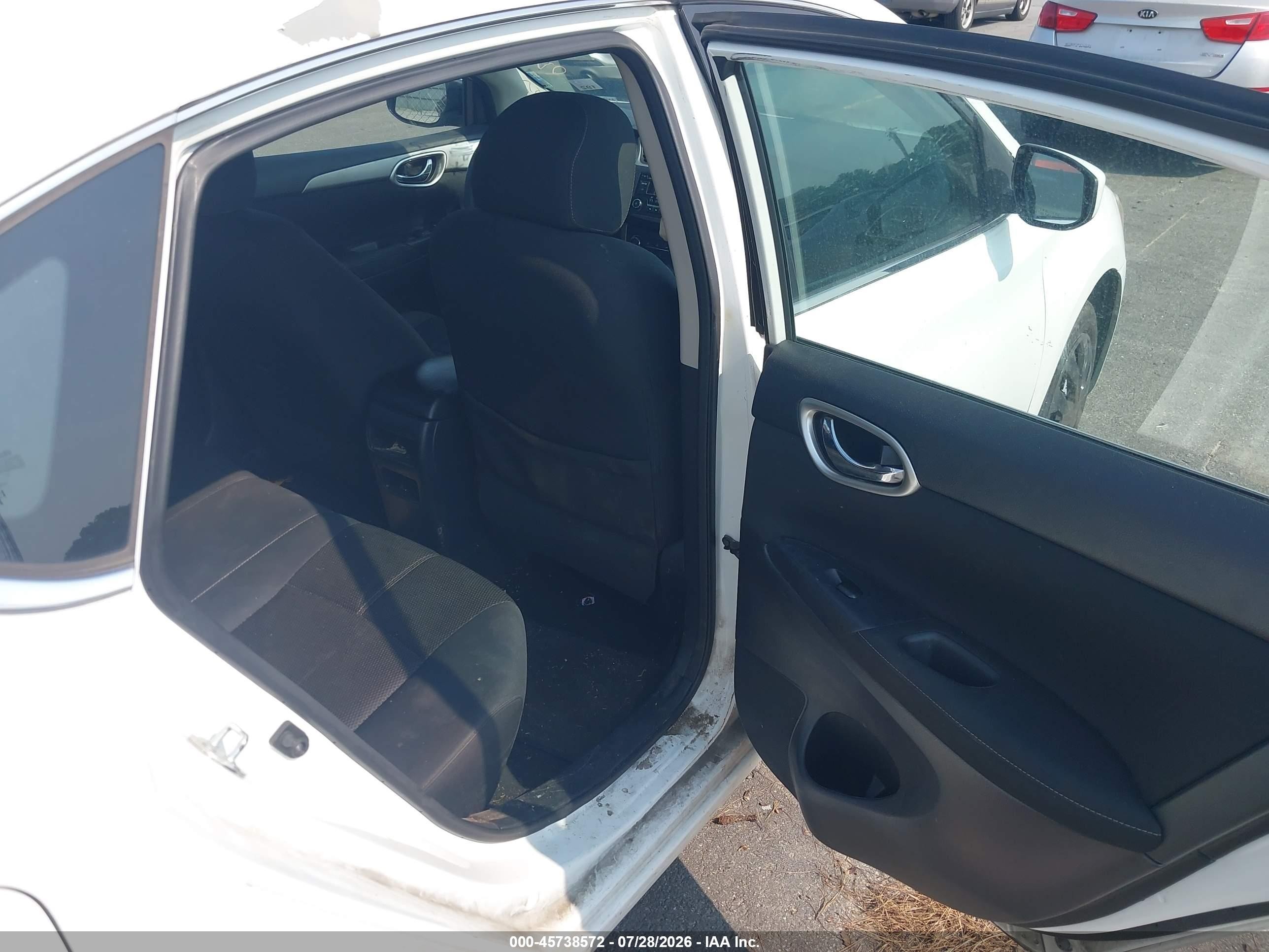 2015 Nissan Sentra S White vin: 3N1AB7AP4FY311757