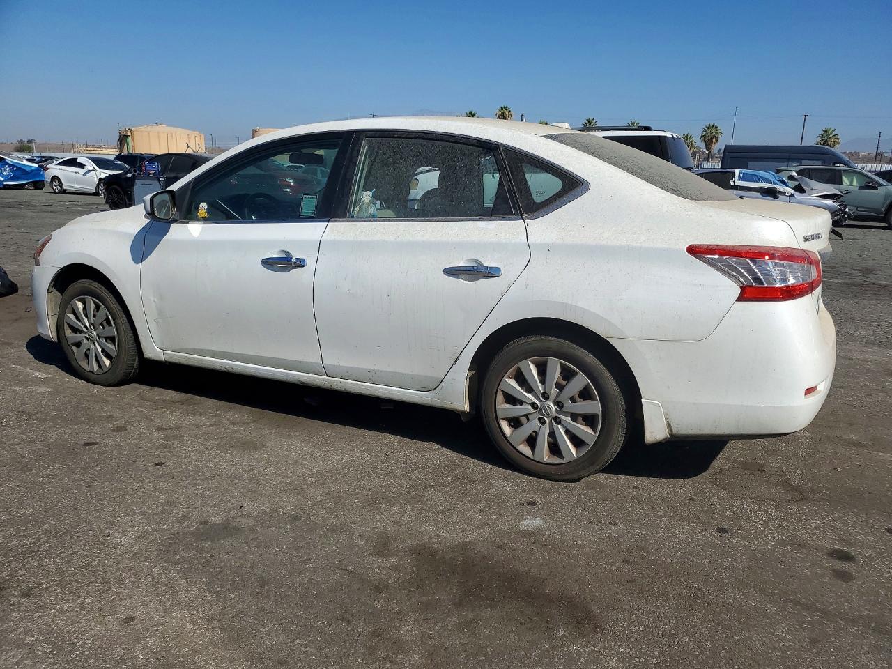 2015 Niss Sentra White vin: 3N1AB7AP4FY316912