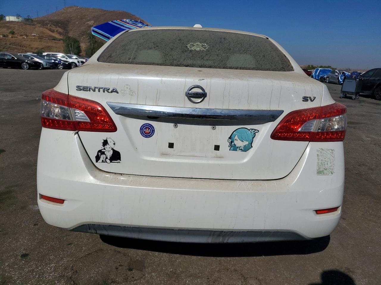 2015 Niss Sentra White vin: 3N1AB7AP4FY316912