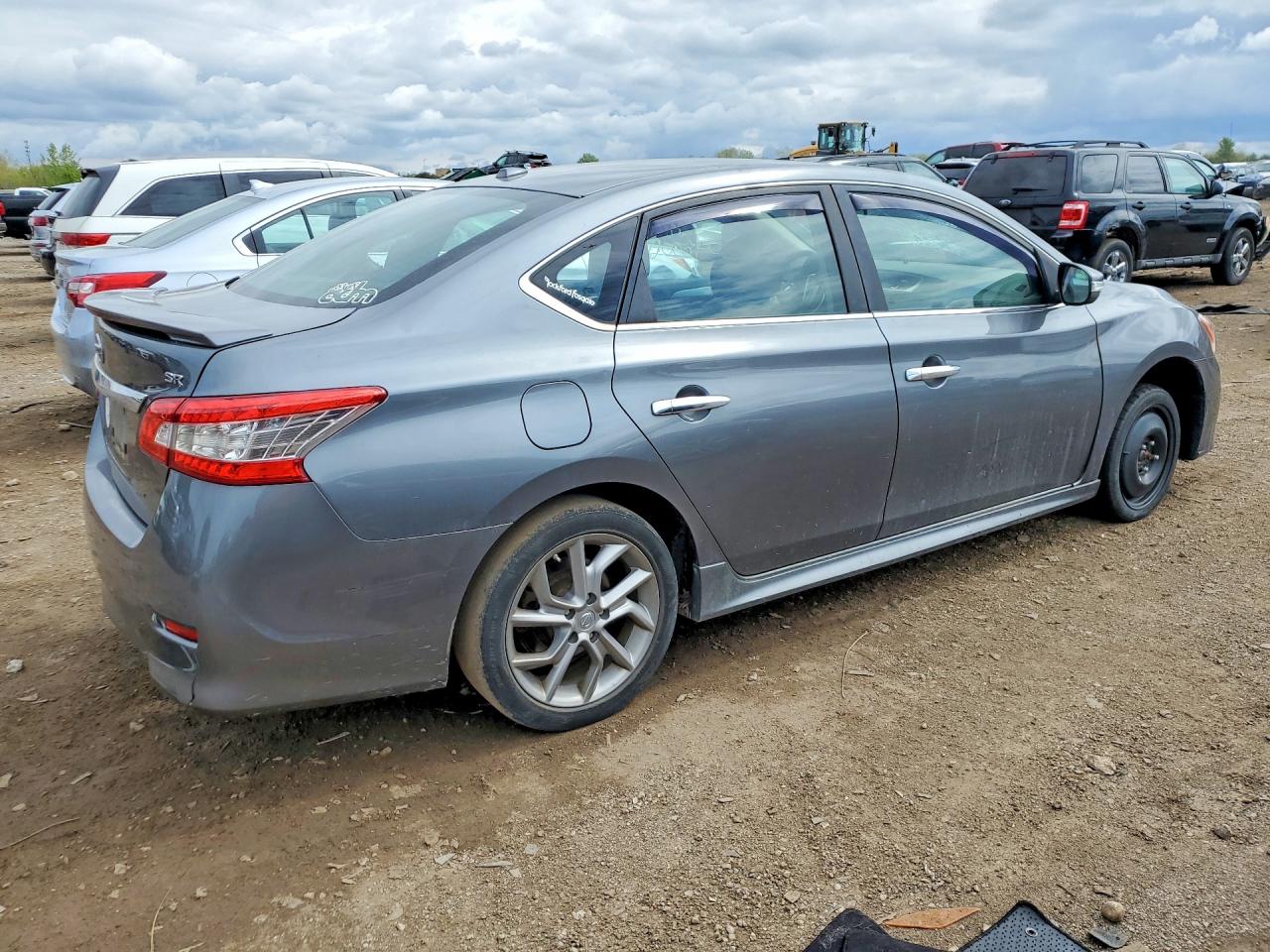 2015 Nissan Sentra Sr Gray vin: 3N1AB7AP4FY317915