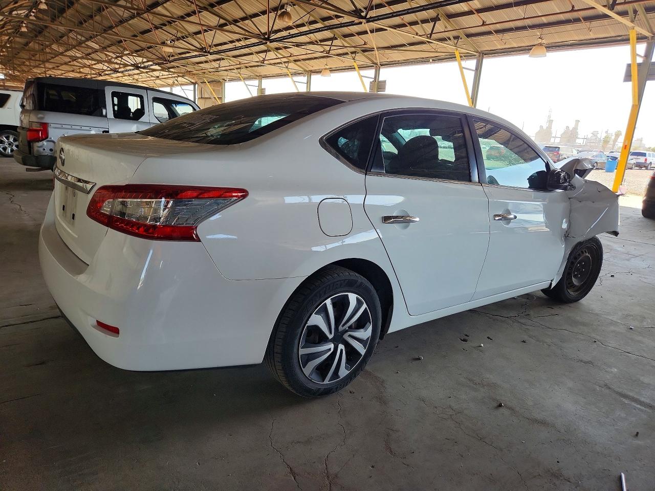 2015 Nissan Sentra S White vin: 3N1AB7AP4FY321480