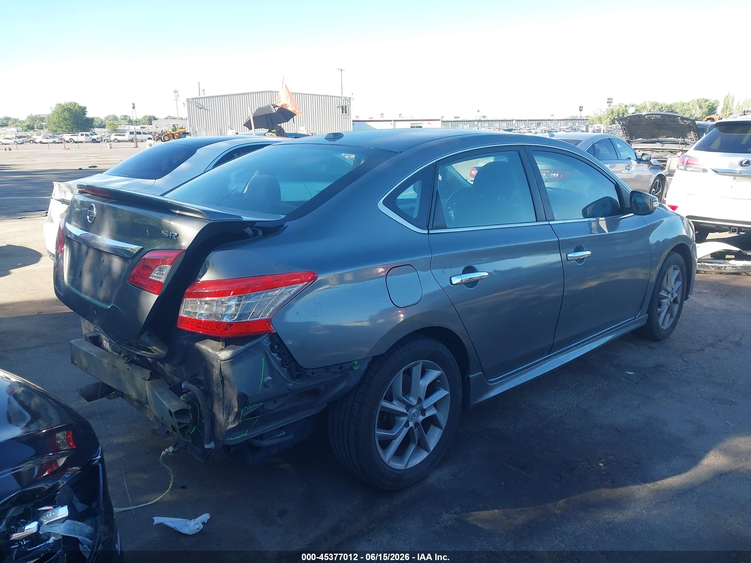 2015 Nissan Sentra Sr Gray vin: 3N1AB7AP4FY336576
