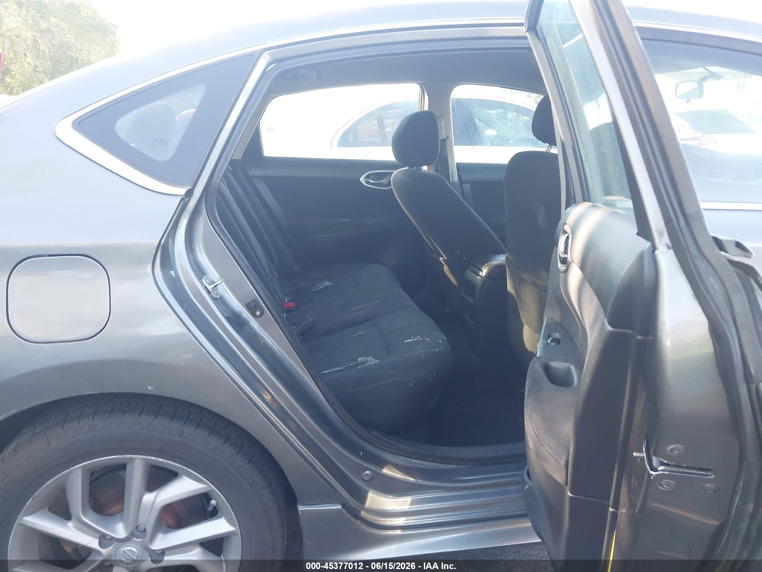 2015 Nissan Sentra Sr Gray vin: 3N1AB7AP4FY336576