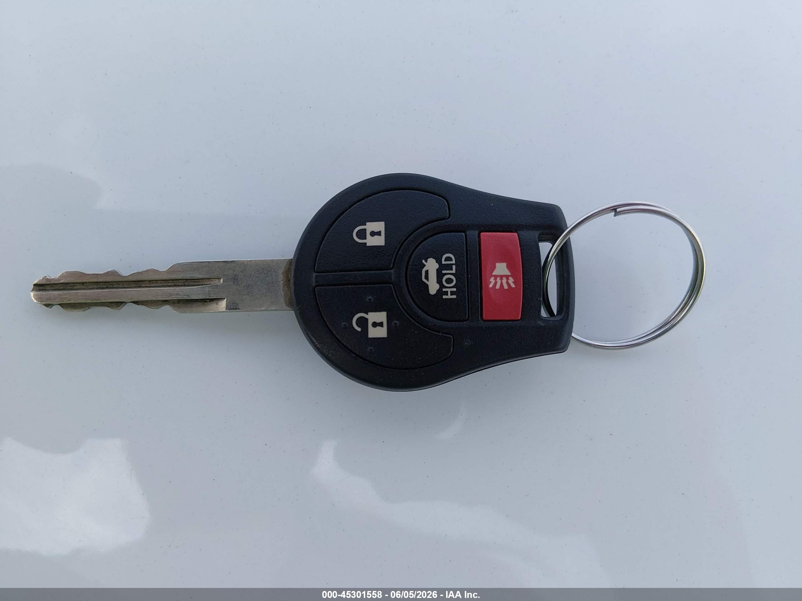 2015 Nissan Sentra Fe+ S Белый vin: 3N1AB7AP4FY355404