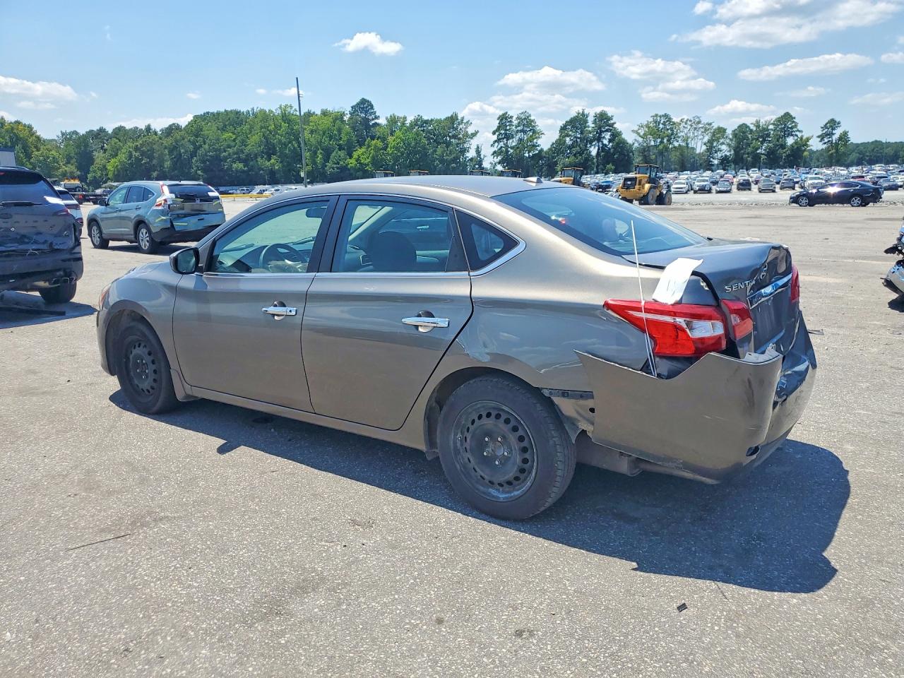 2015 Nissan Sentra Sv Brown vin: 3N1AB7AP4FY355886