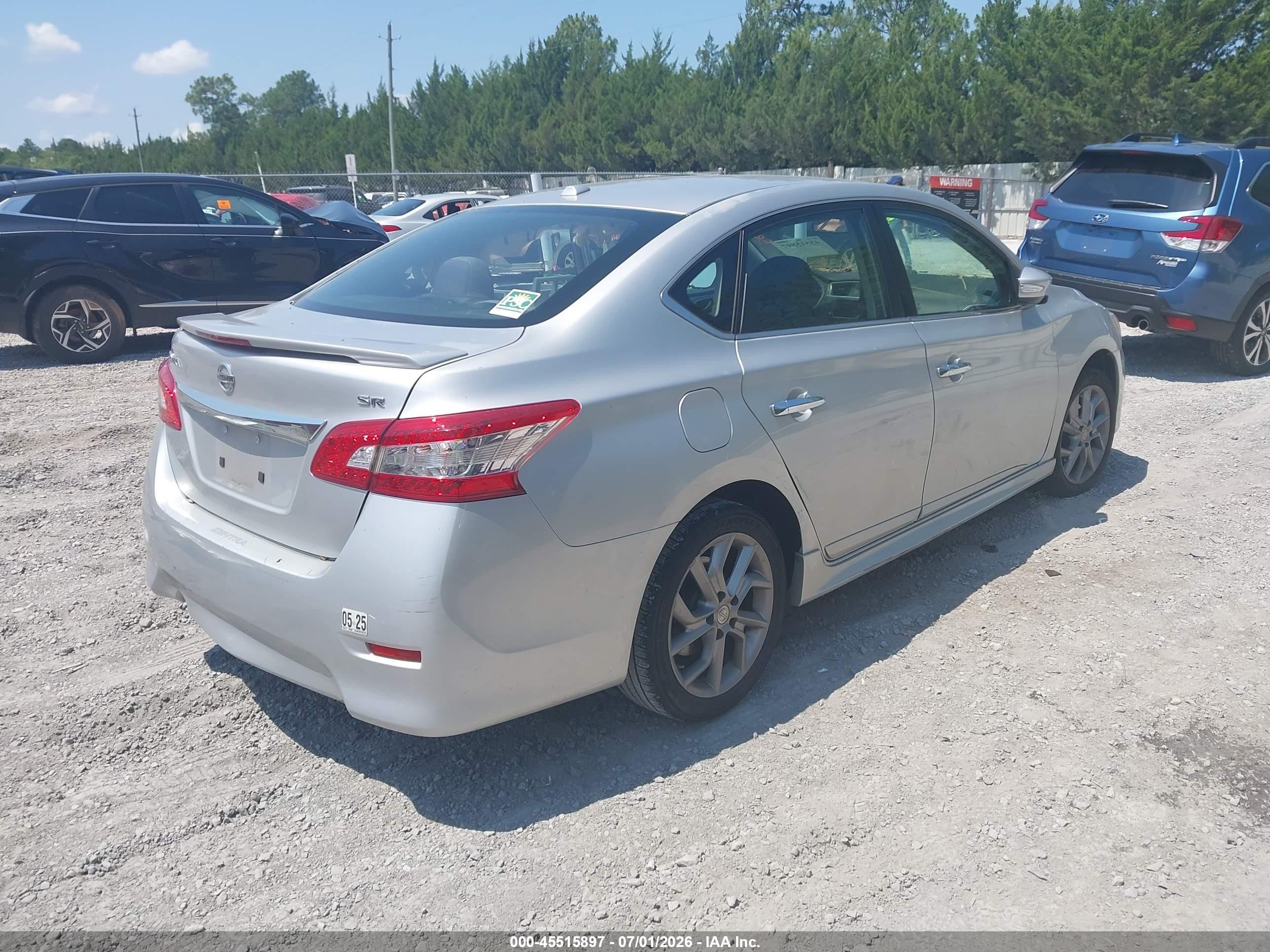 2015 Nissan Sentra Sr Silver vin: 3N1AB7AP4FY361722