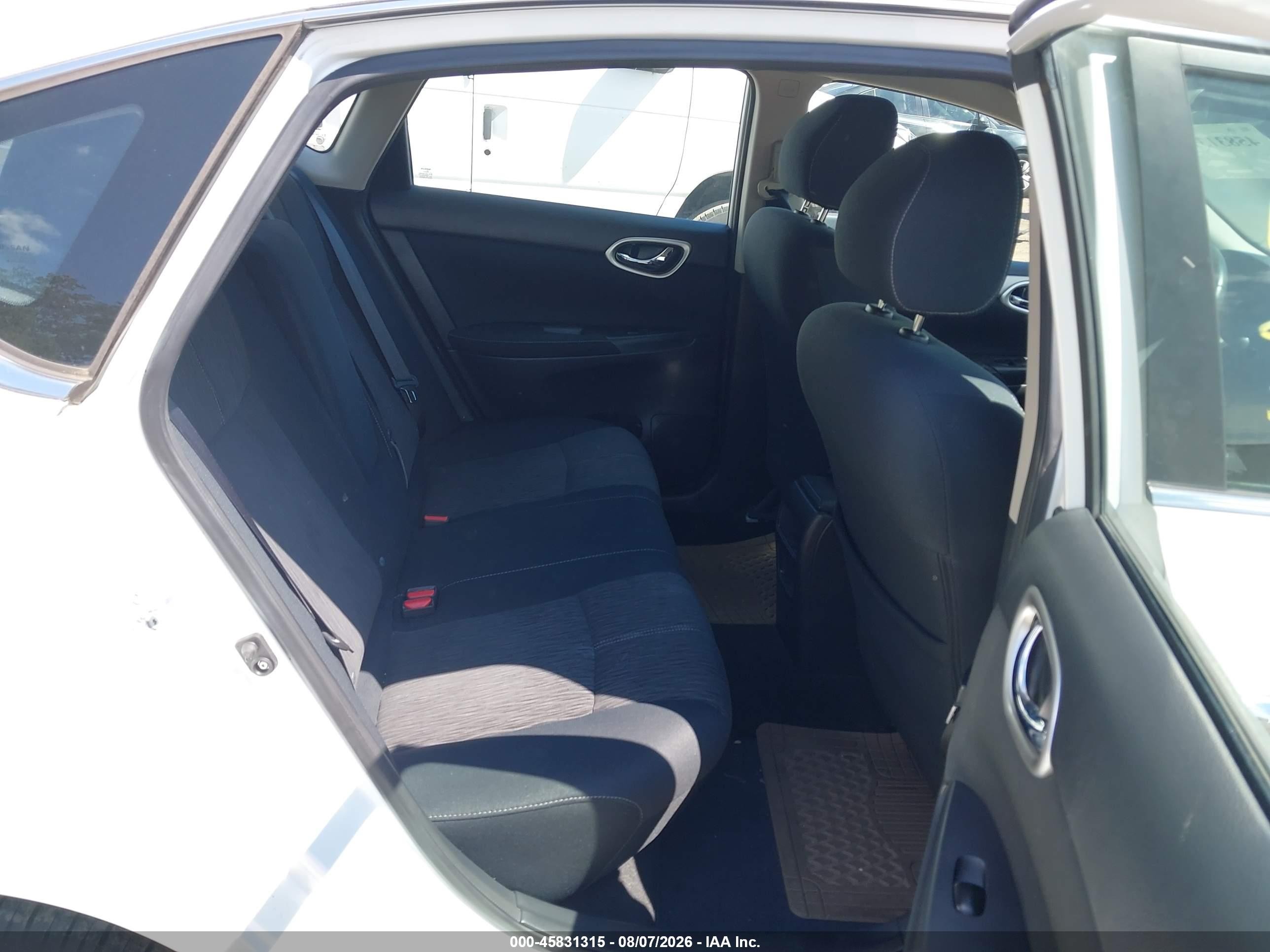 2015 Nissan Sentra Sv Белый vin: 3N1AB7AP4FY369836