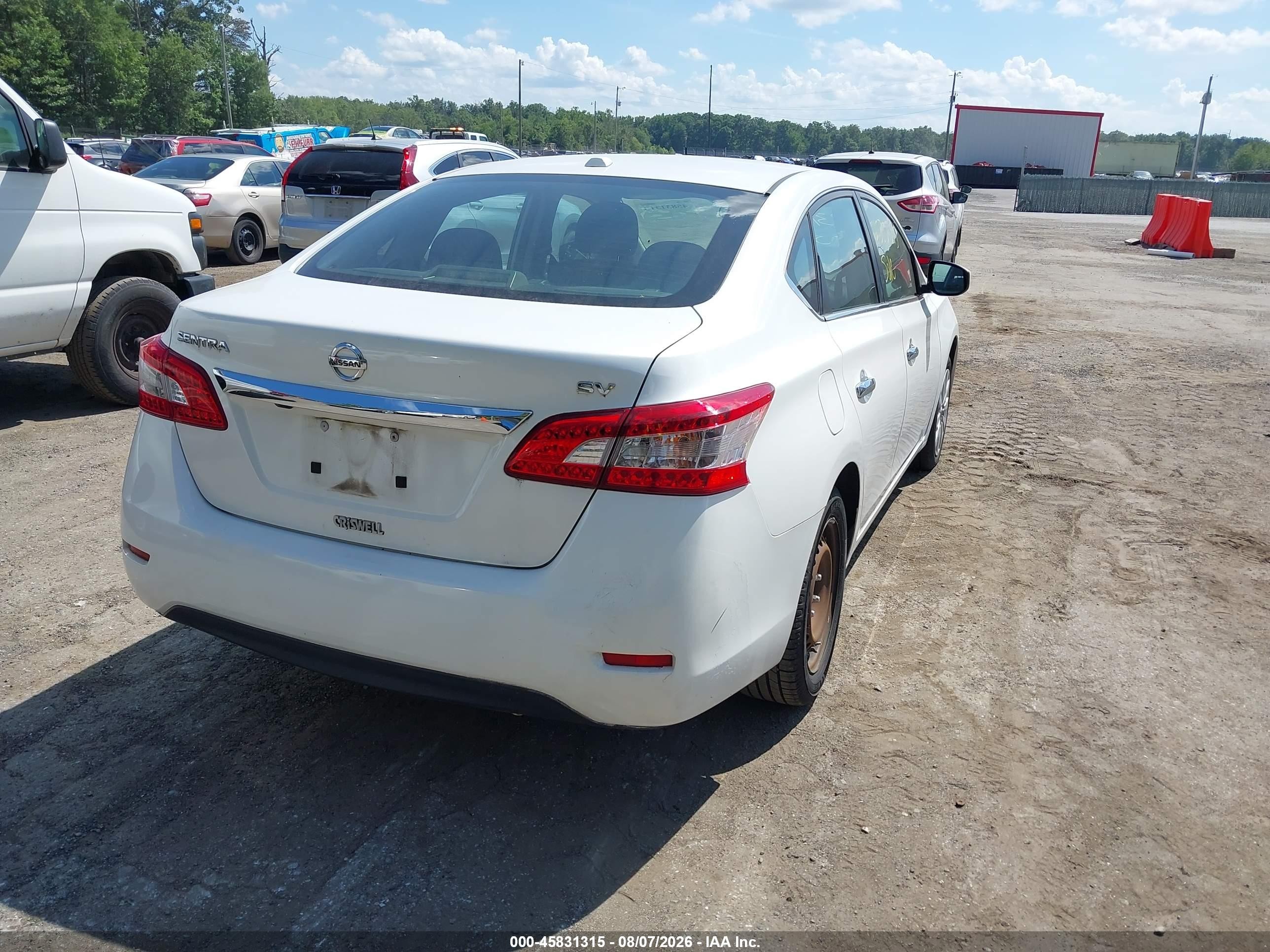 2015 Nissan Sentra Sv Белый vin: 3N1AB7AP4FY369836