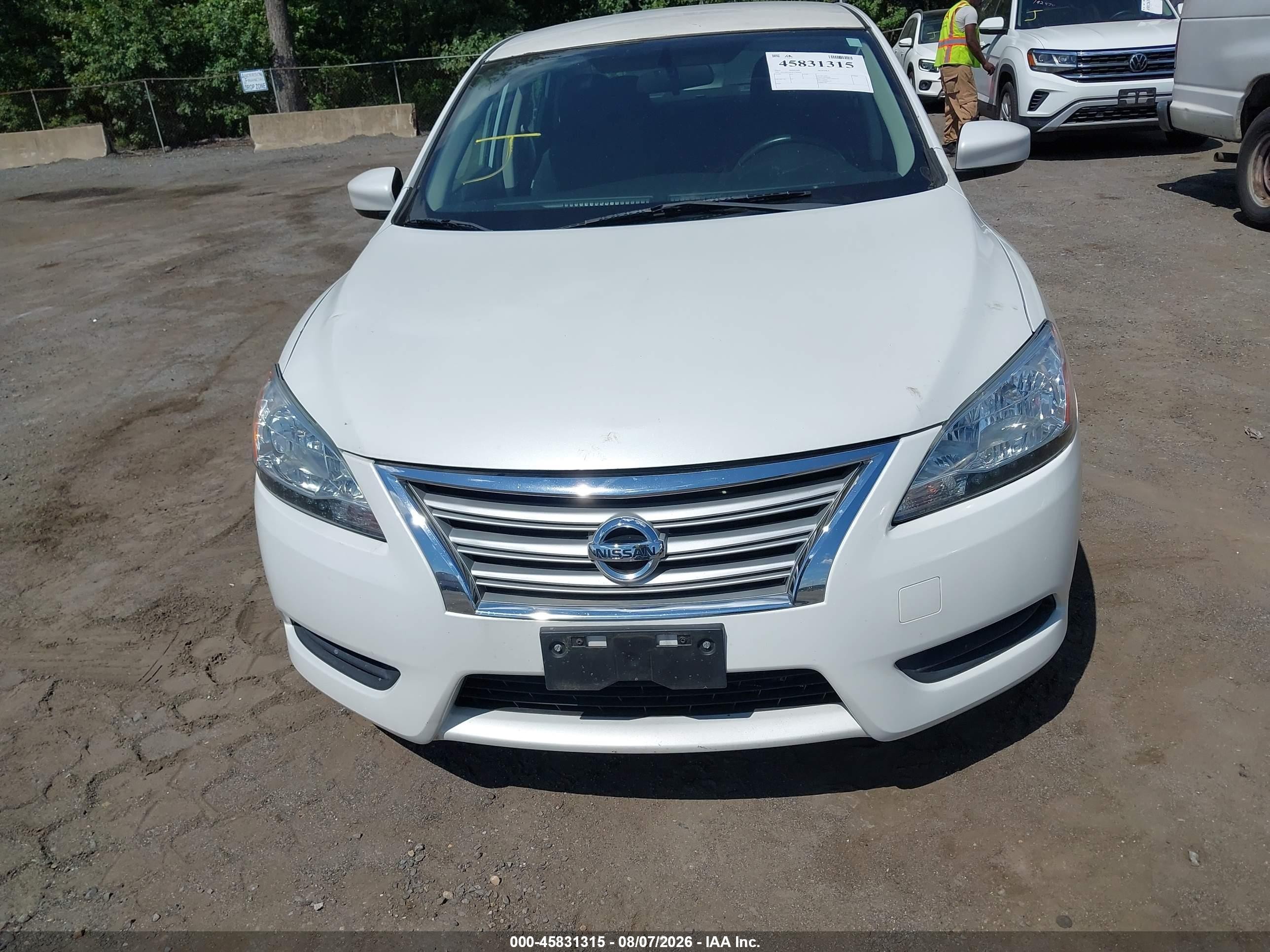 2015 Nissan Sentra Sv Белый vin: 3N1AB7AP4FY369836