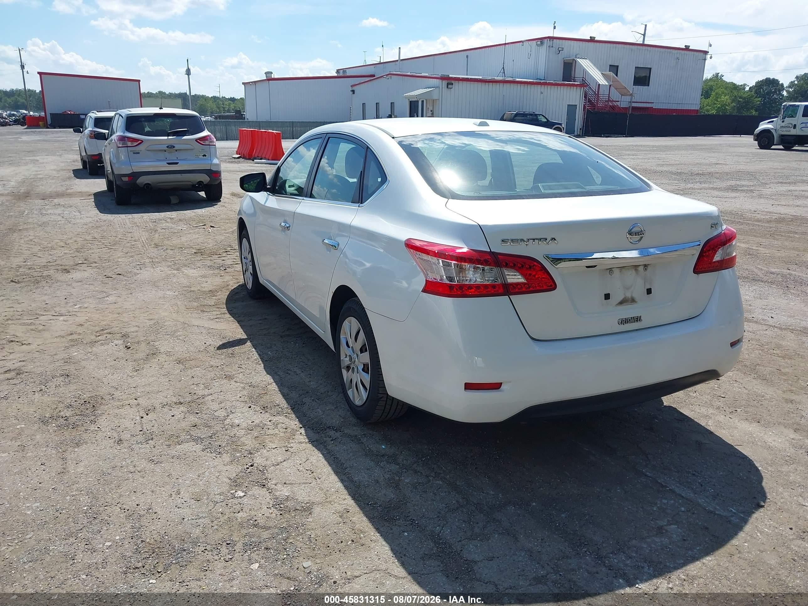 2015 Nissan Sentra Sv Белый vin: 3N1AB7AP4FY369836