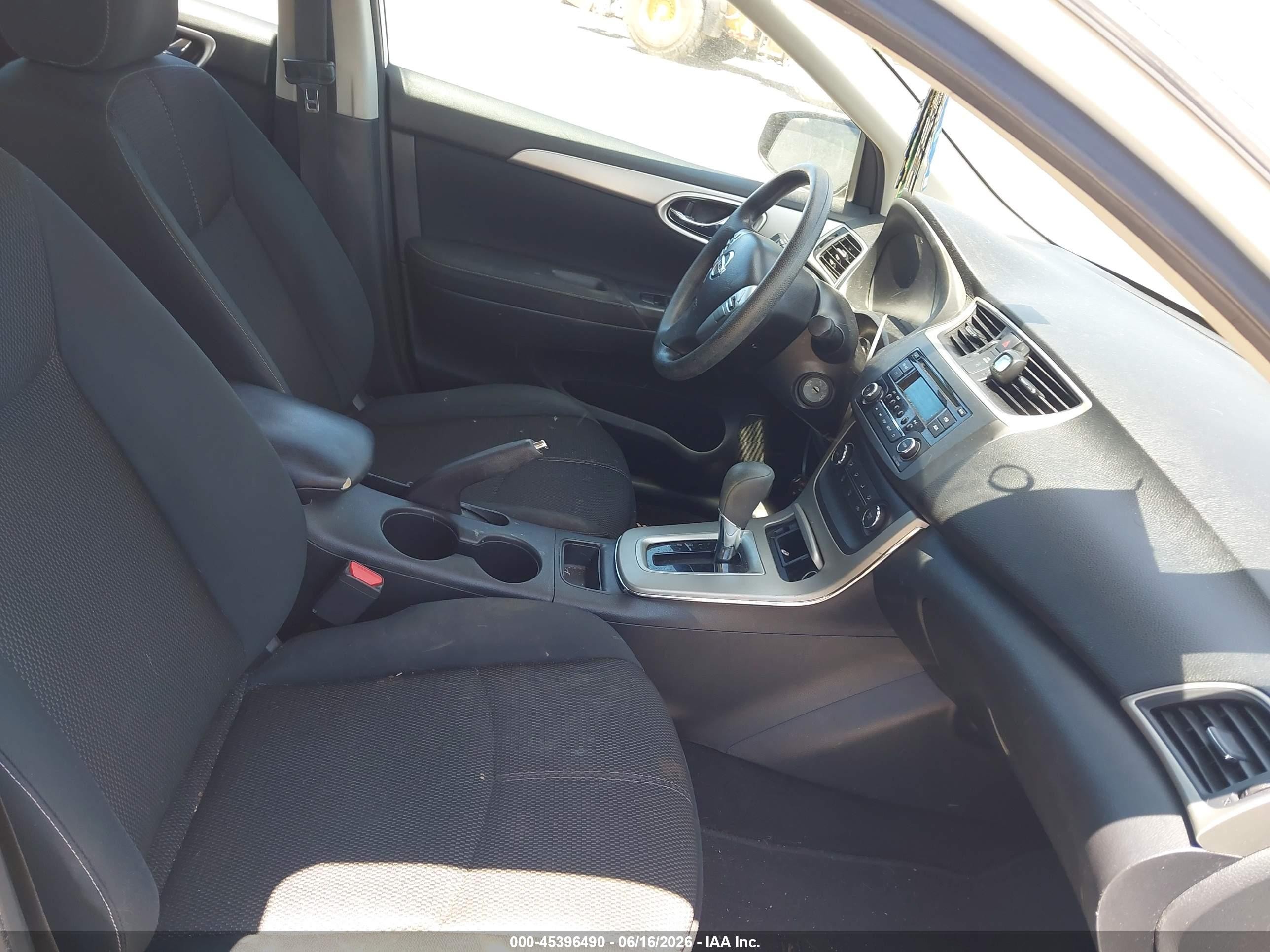 2015 Nissan Sentra S Белый vin: 3N1AB7AP4FY373398