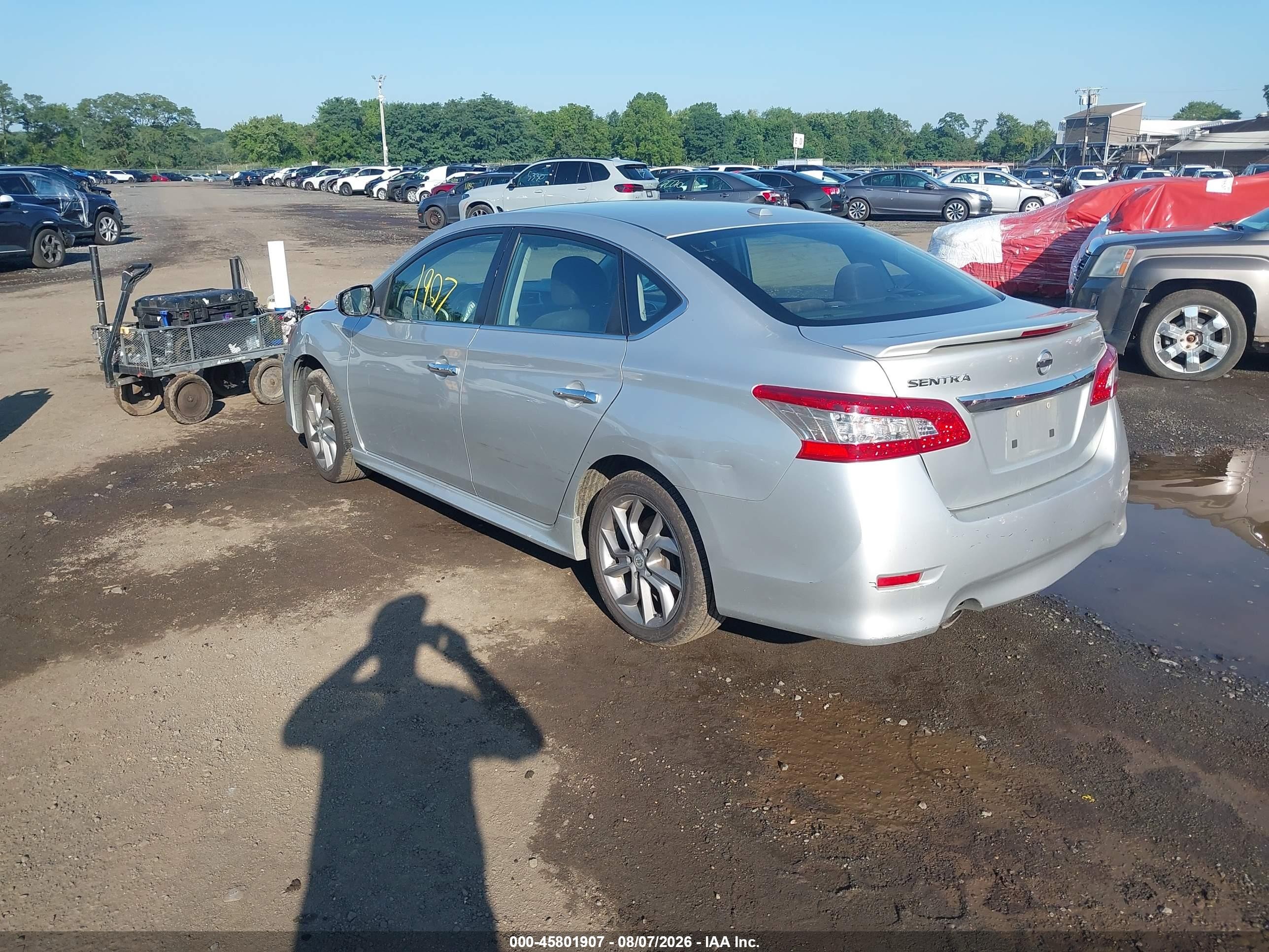 2015 Nissan Sentra Sr Silver vin: 3N1AB7AP4FY376477