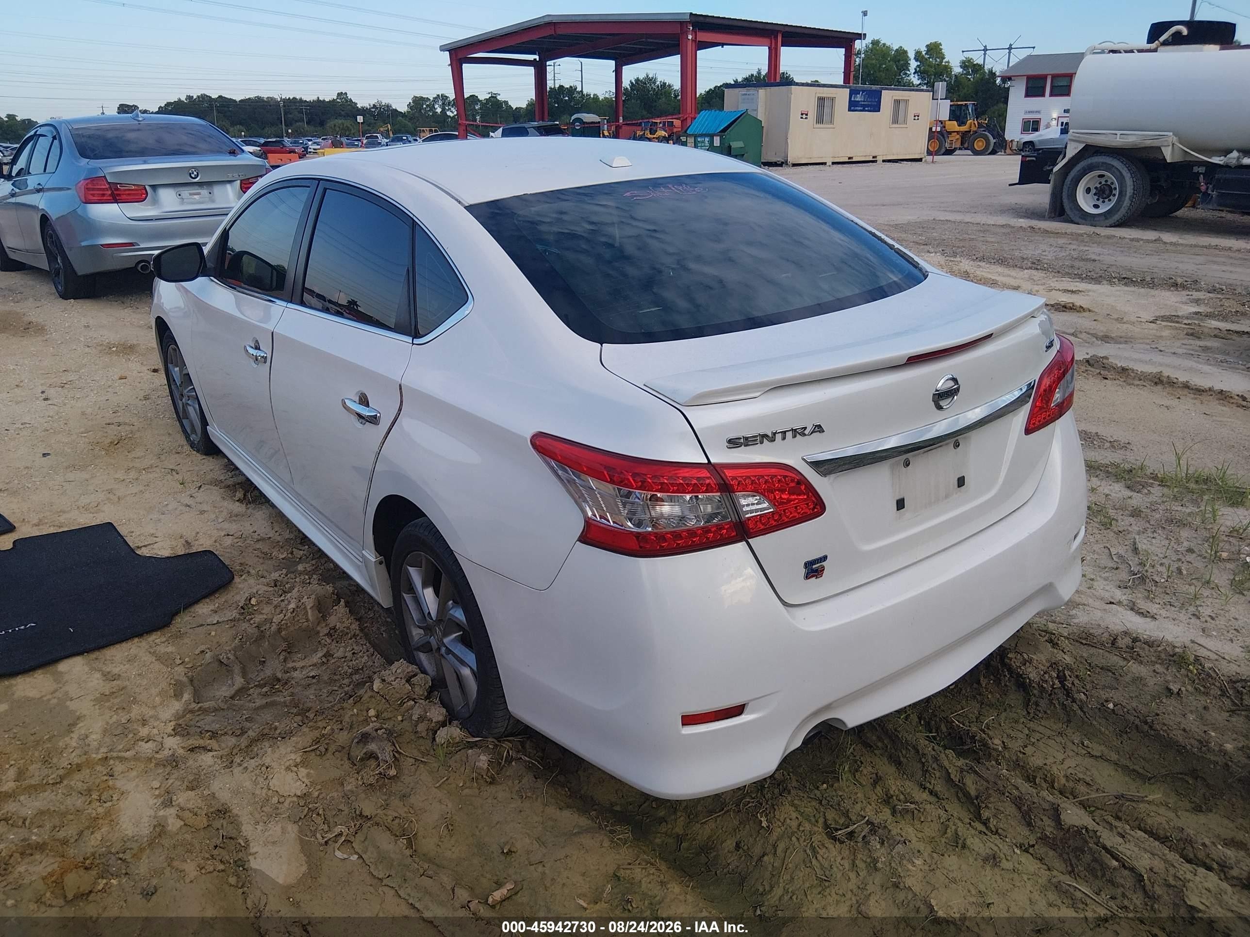 2015 Nissan Sentra Sr White vin: 3N1AB7AP4FY377242